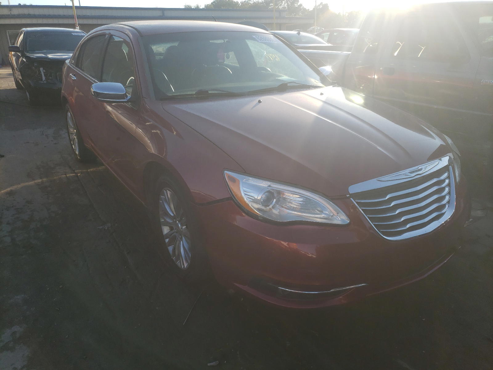 CHRYSLER 200 LIMITE 2011 with VIN 1C3BC2FGXBN582067 - Photo from auction
