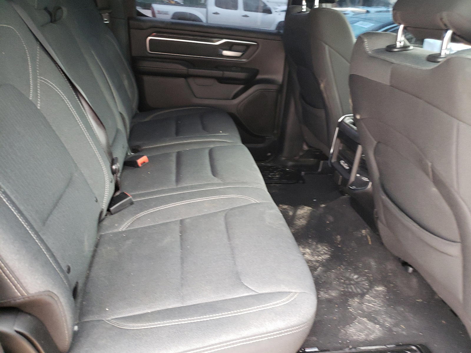 Photo 6 from auction – 2019 RAM 1500 BIG H with VIN 1C6SRFFT1KN575823
