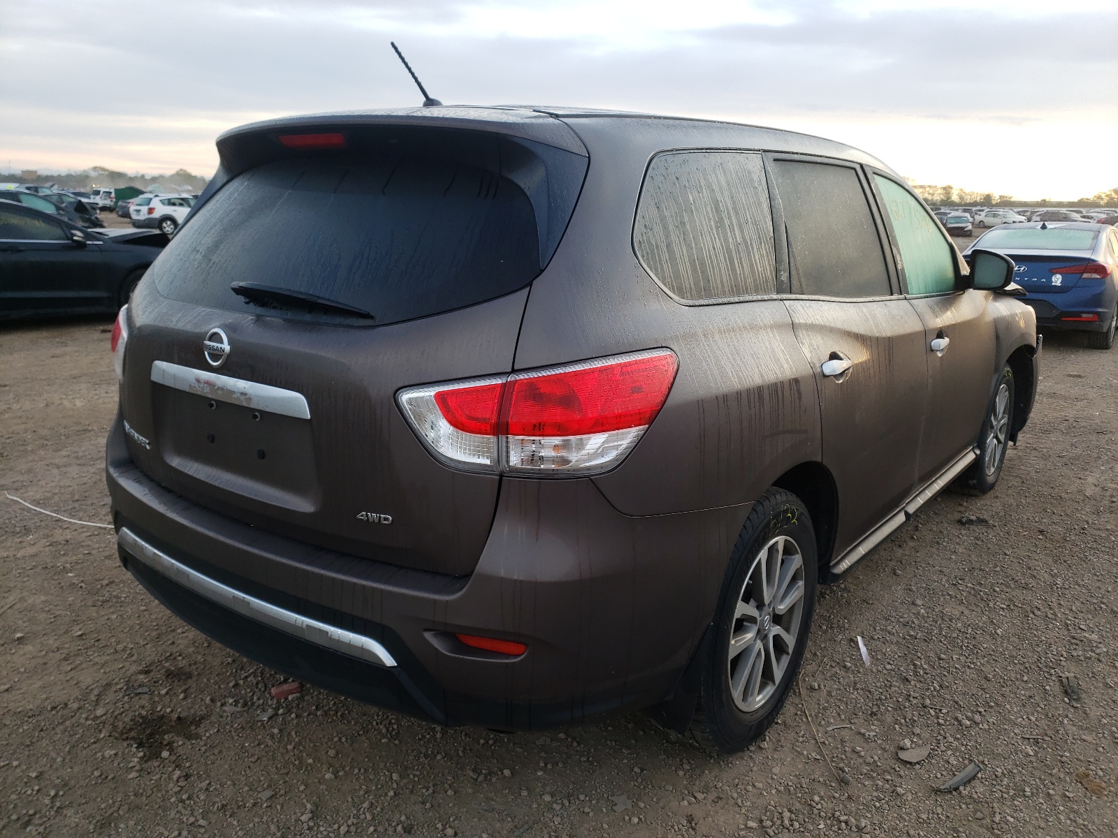 Zdjęcie 4 z aukcji – 2015 NISSAN PATHFINDER z VIN 5N1AR2MM8FC625624