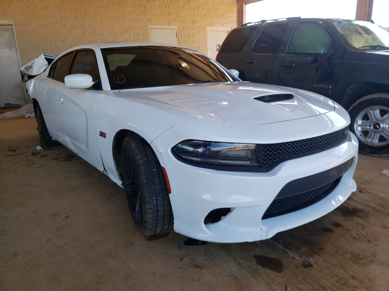 DODGE CHARGER R/ 2018 with VIN 2C3CDXGJ1JH126426 - Photo from auction
