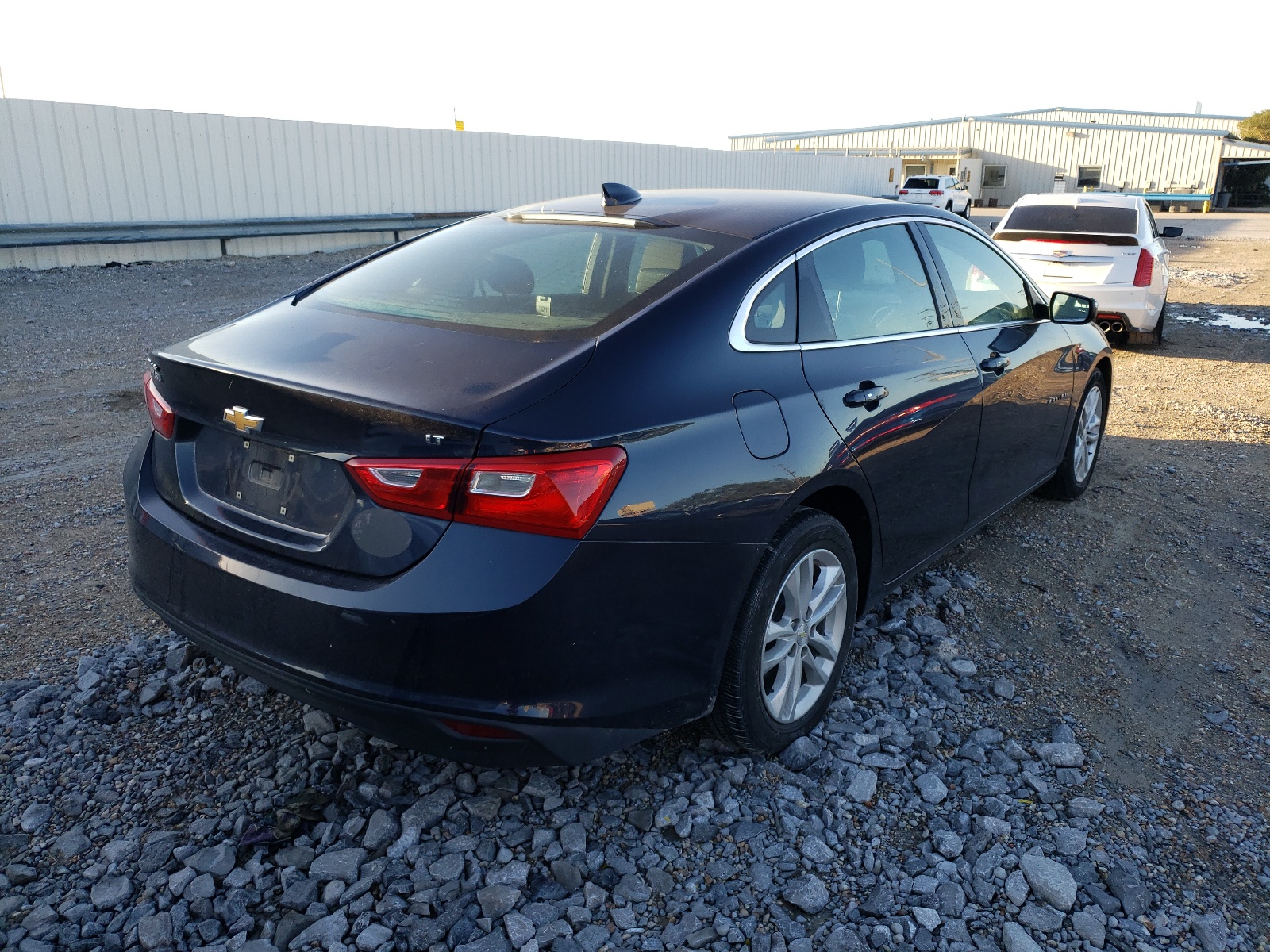 Photo 4 from auction – 2016 CHEVROLET MALIBU LT with VIN 1G1ZE5ST2GF353319