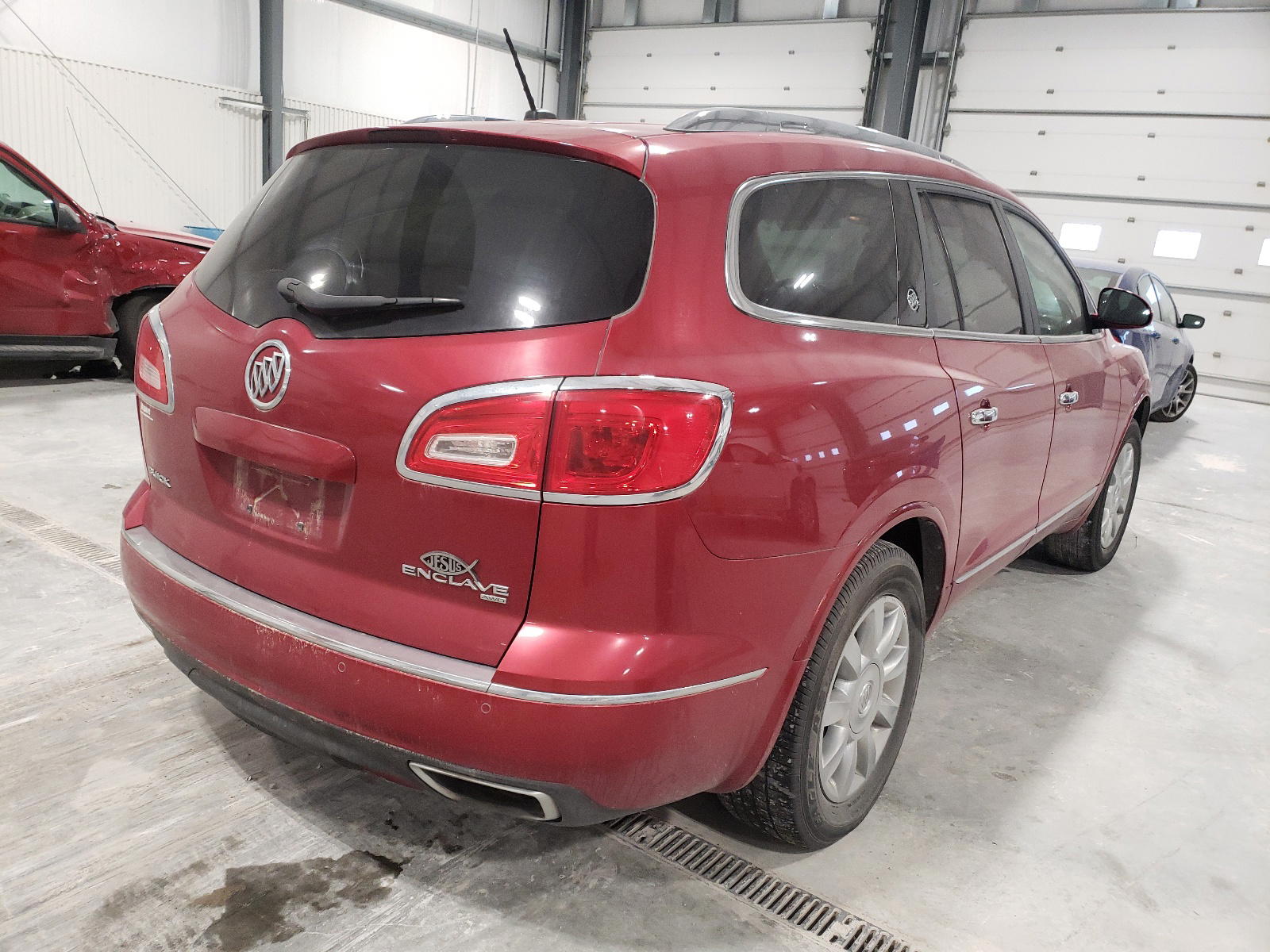 Photo 4 from auction – 2013 BUICK ENCLAVE with VIN 5GAKVDKD2DJ260452