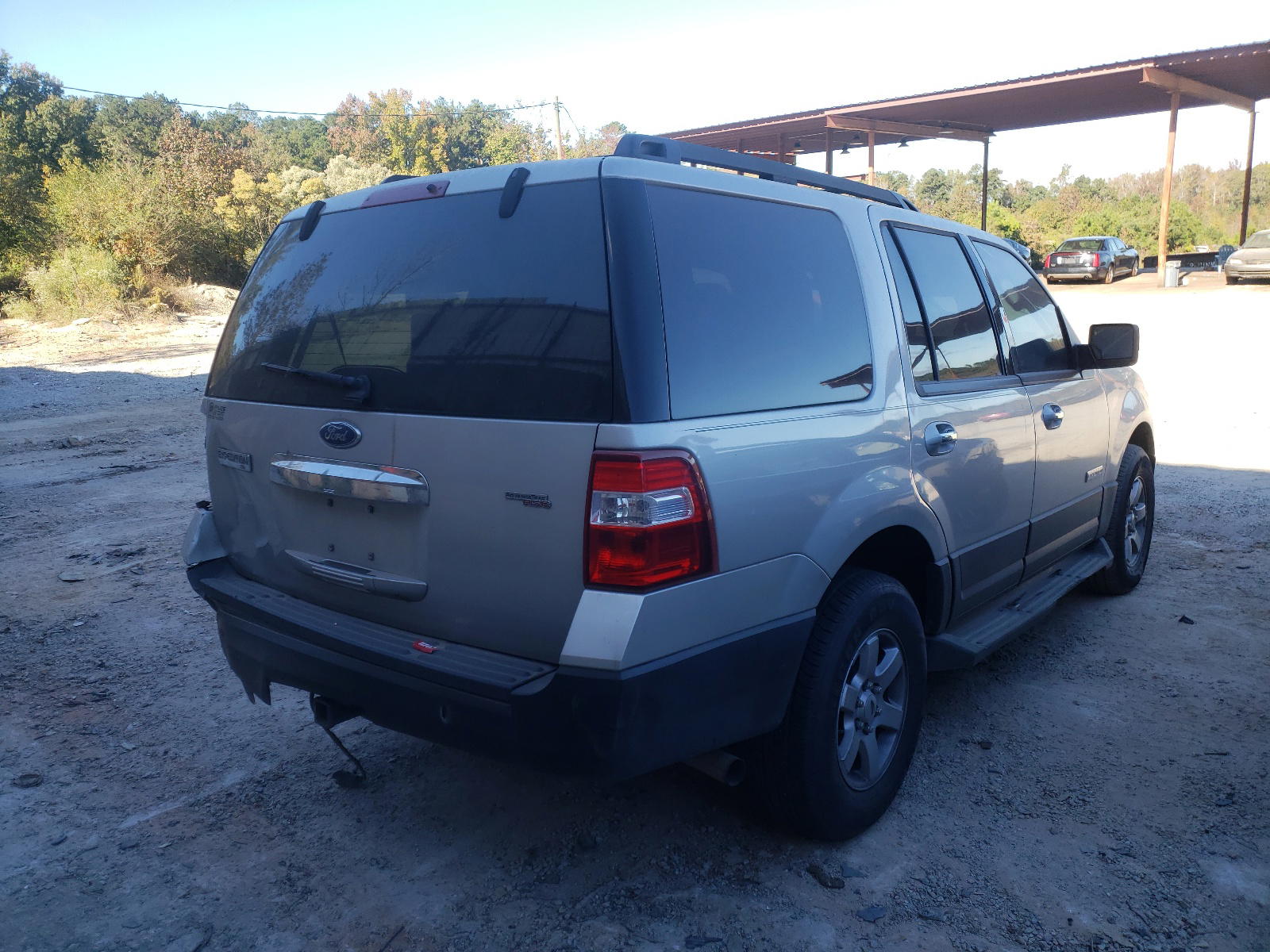 Photo 4 from auction – 2007 FORD EXPEDITION with VIN 1FMFU16557LA19929