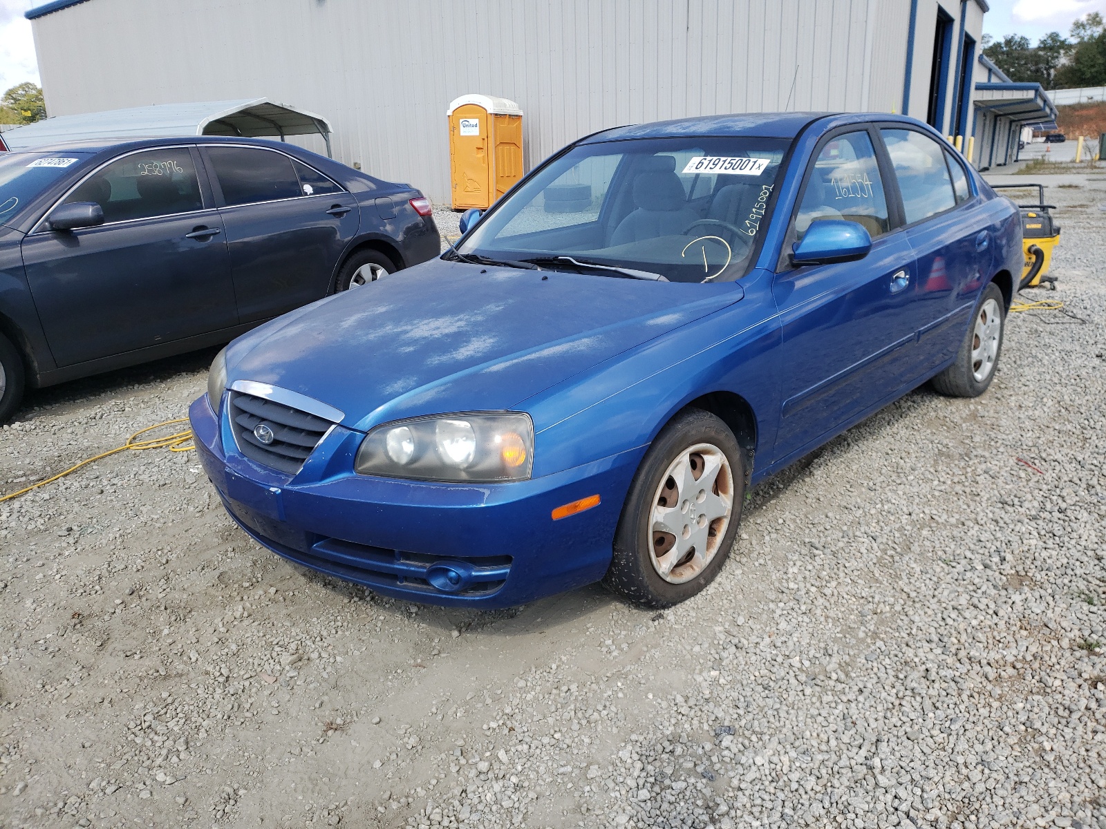 Photo 2 from auction – 2004 HYUNDAI ELANTRA GL with VIN KMHDN46D64U921881