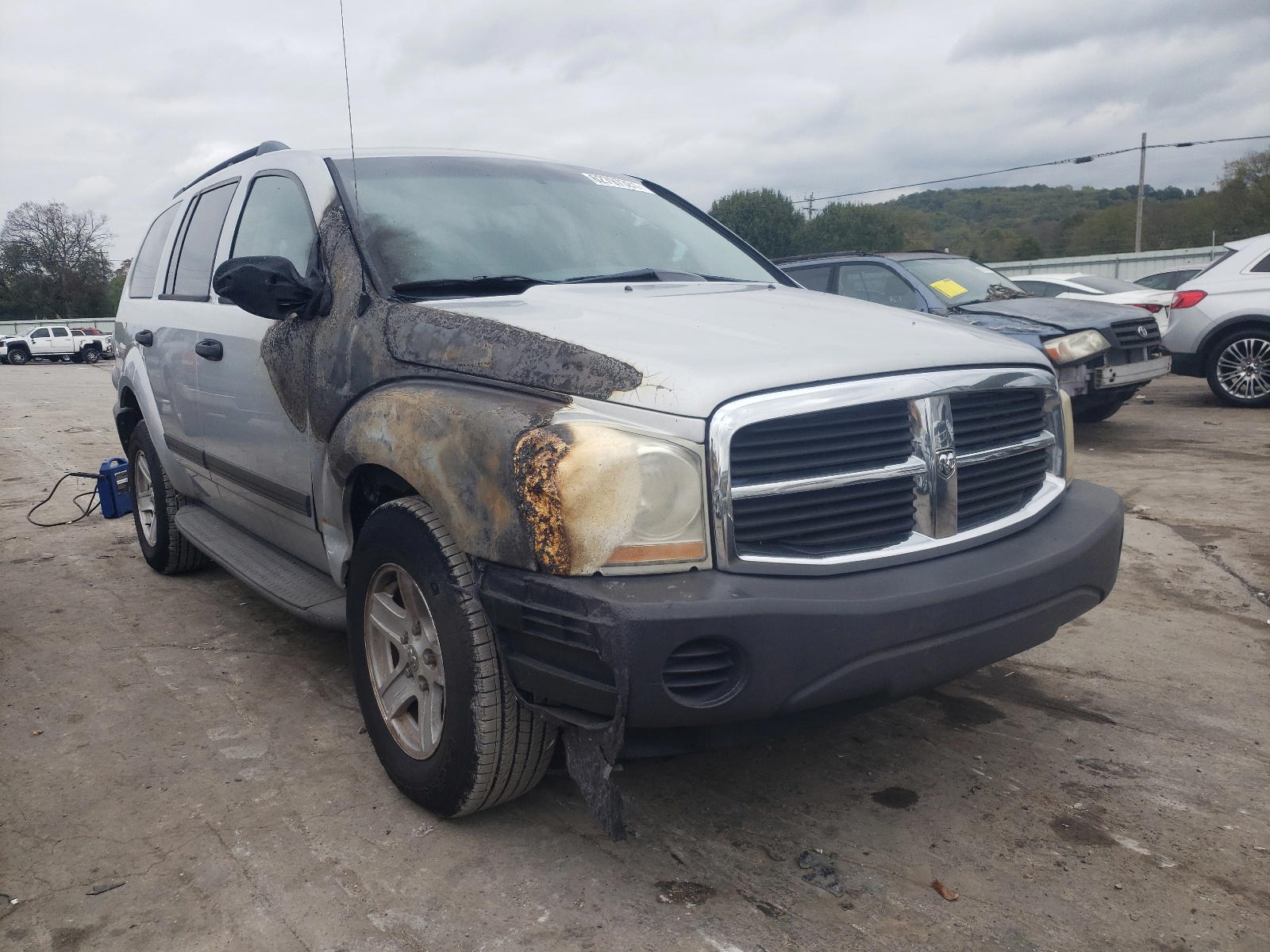 DODGE DURANGO ST 2005 with VIN 1D4HD38K05F512024 - Photo from auction