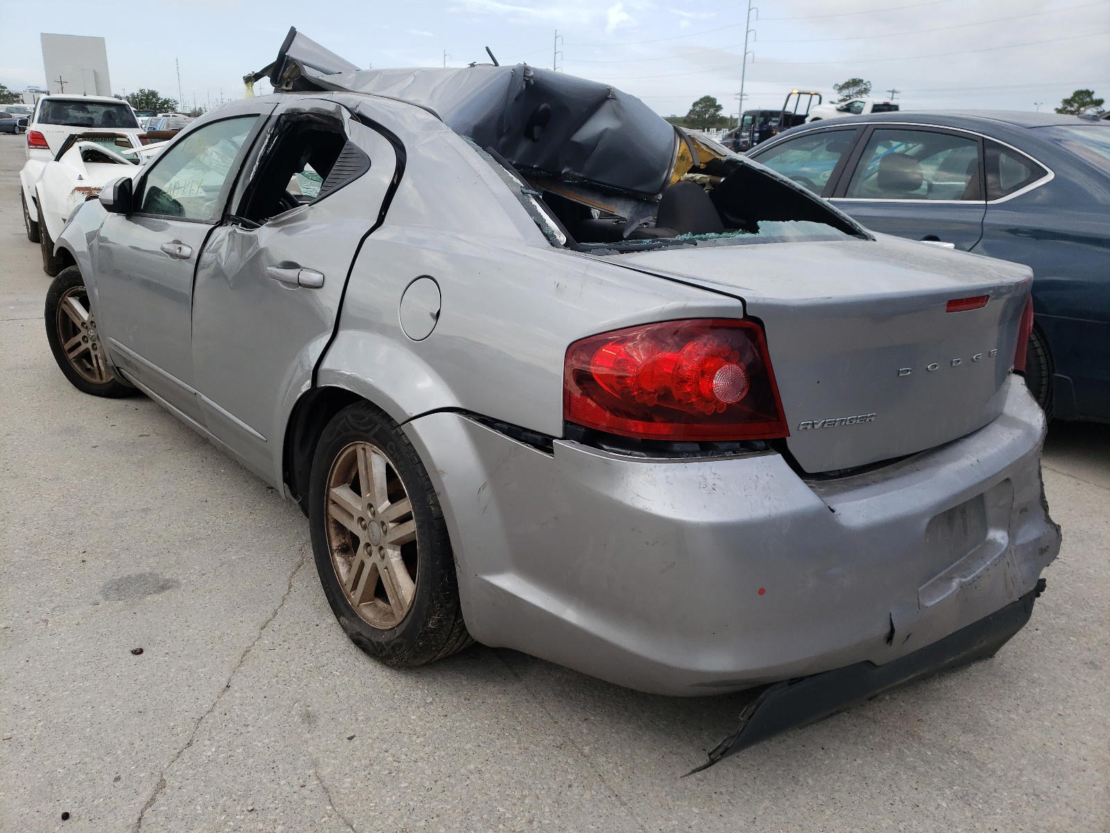 Photo 3 from auction – 2013 DODGE AVENGER SX with VIN 1C3CDZCB1DN589026