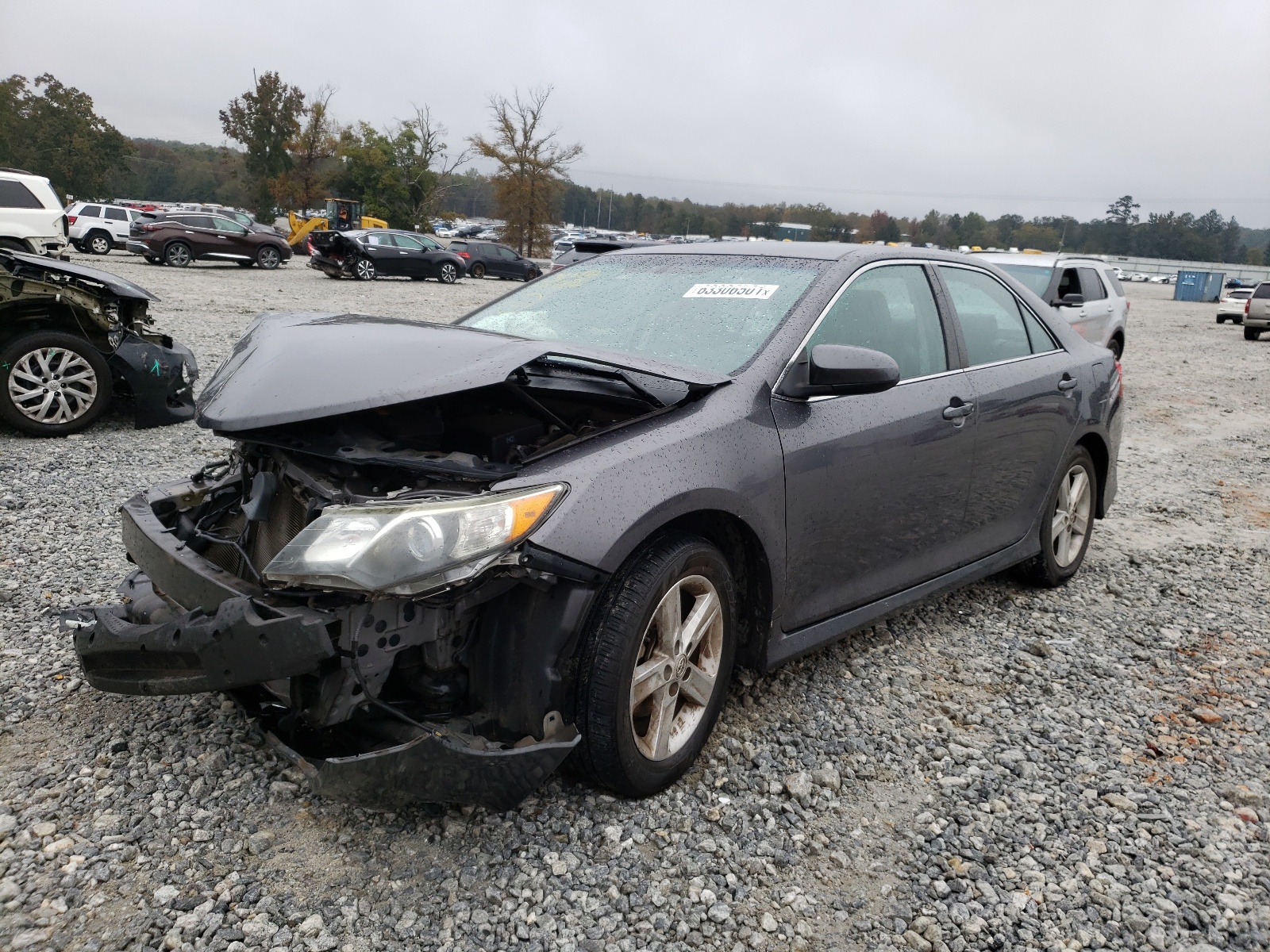Photo 2 from auction – 2014 TOYOTA CAMRY L with VIN 4T1BF1FK8EU346492