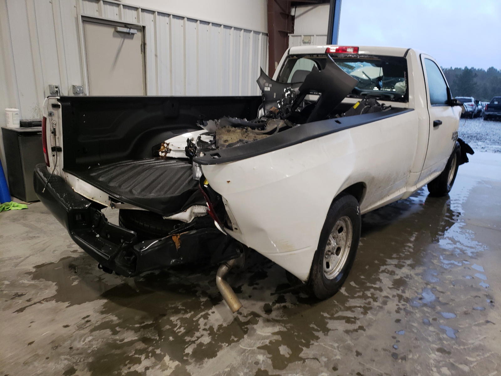 Photo 4 from auction – 2019 RAM 1500 CLASS with VIN 3C6JR6DG1KG617451