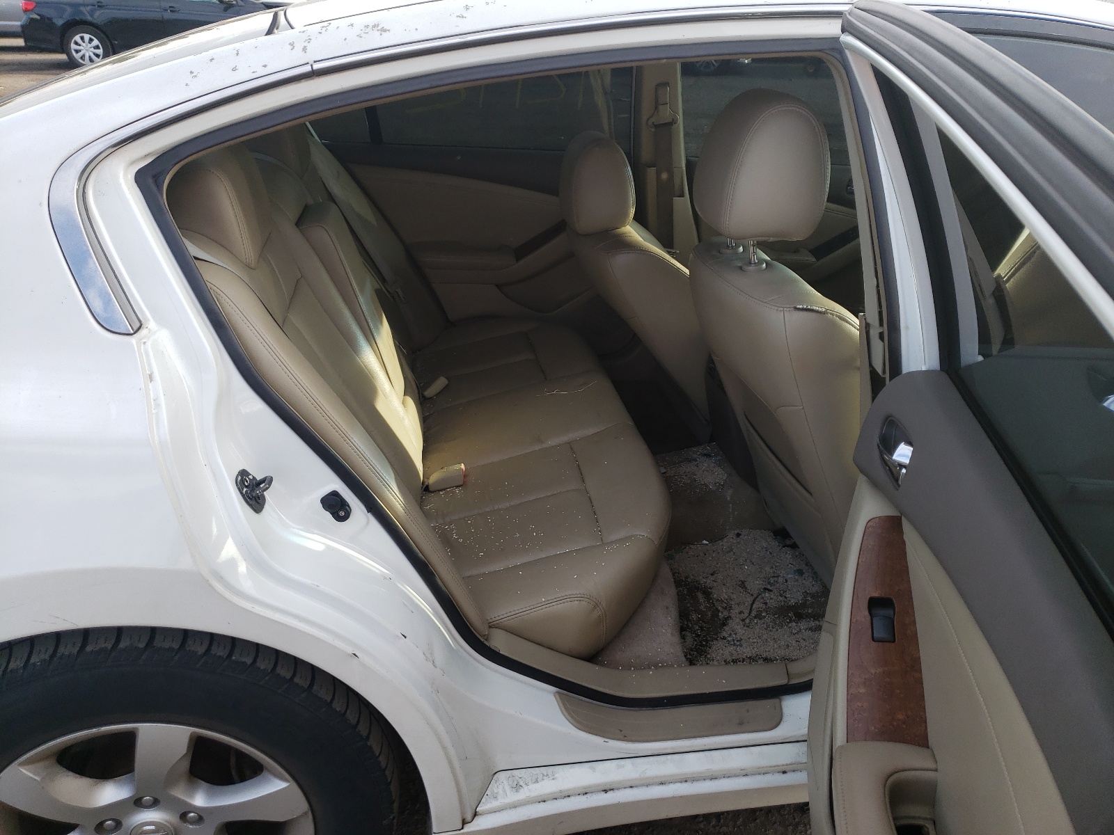 Photo 6 from auction – 2007 NISSAN ALTIMA 2.5 with VIN 1N4AL21E97C204263