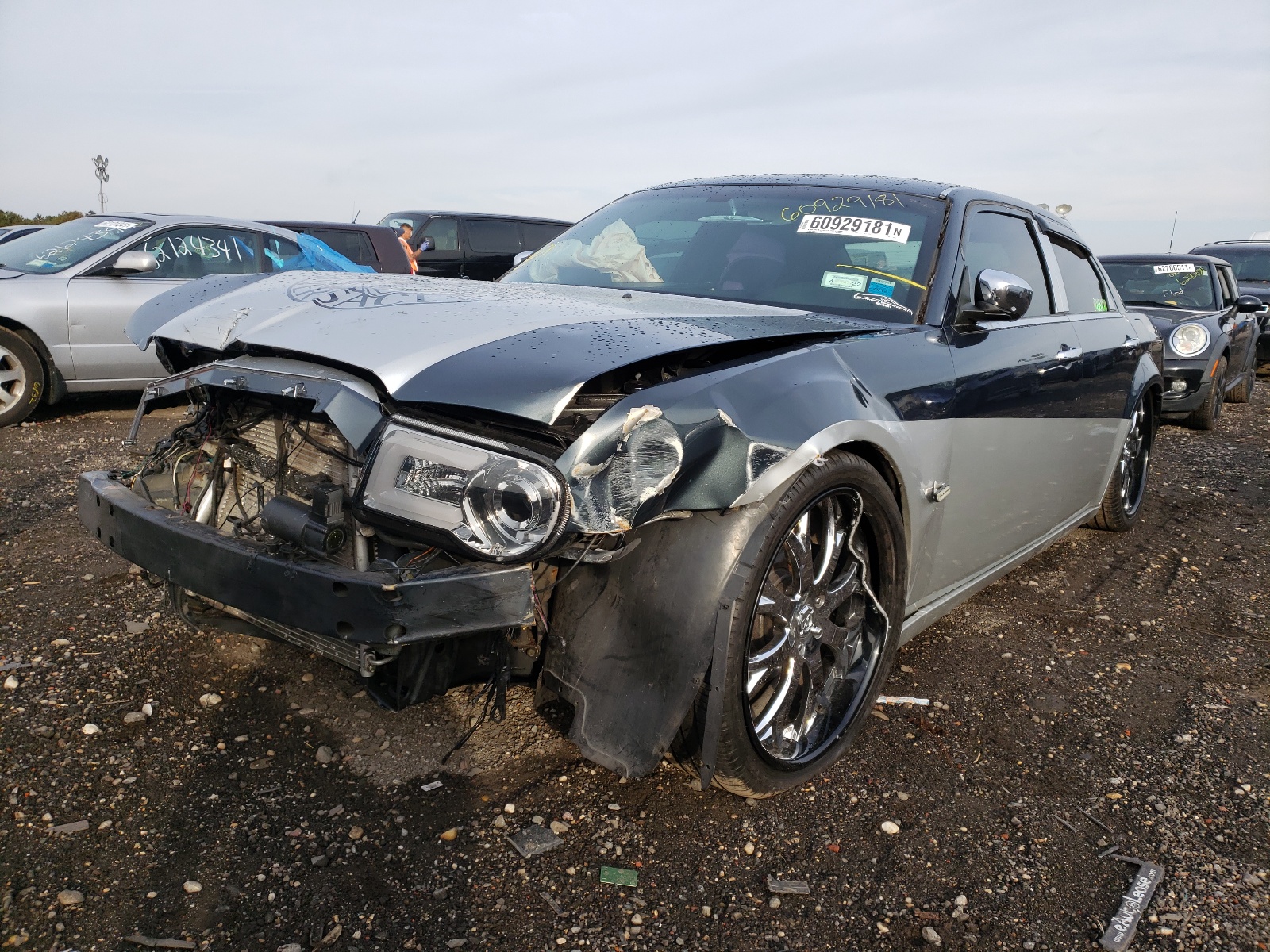 Photo 2 from auction – 2007 CHRYSLER 300 TOURIN with VIN 2C3KA53G37H710080