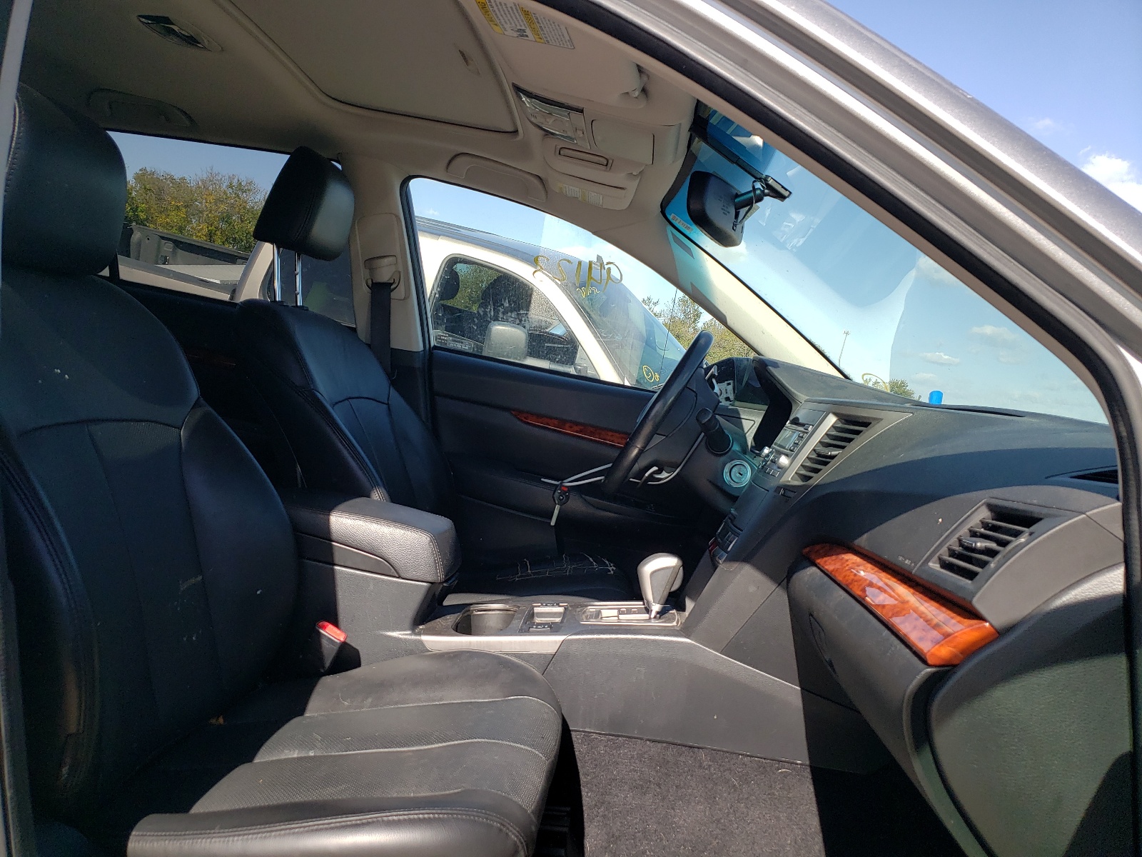 Снимка 5 от търг – 2010 SUBARU OUTBACK 2. с VIN 4S4BRBKC3A3384076