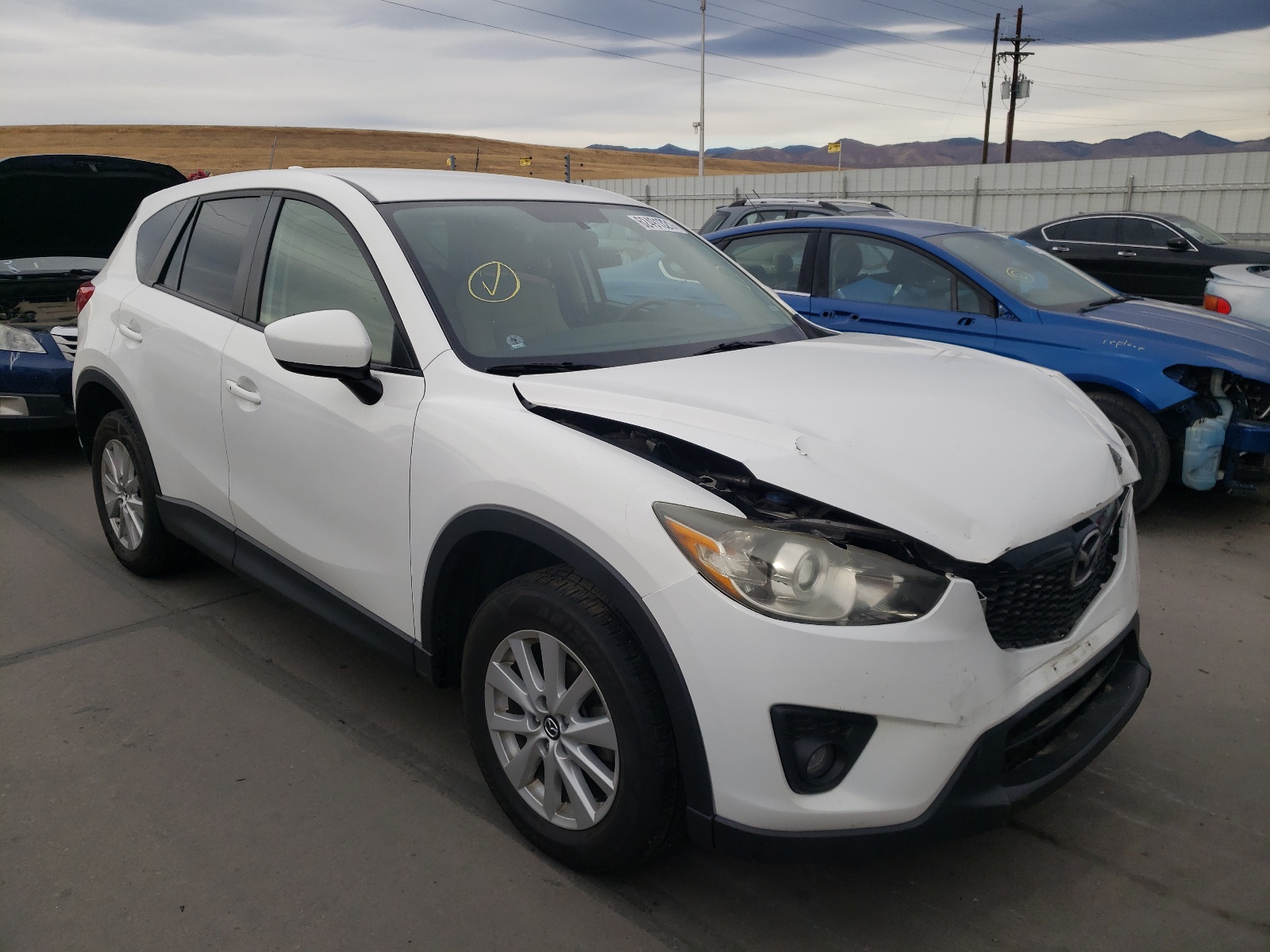 Photo 1 from auction – 2015 MAZDA CX-5 TOURI with VIN JM3KE2CY7F0464023