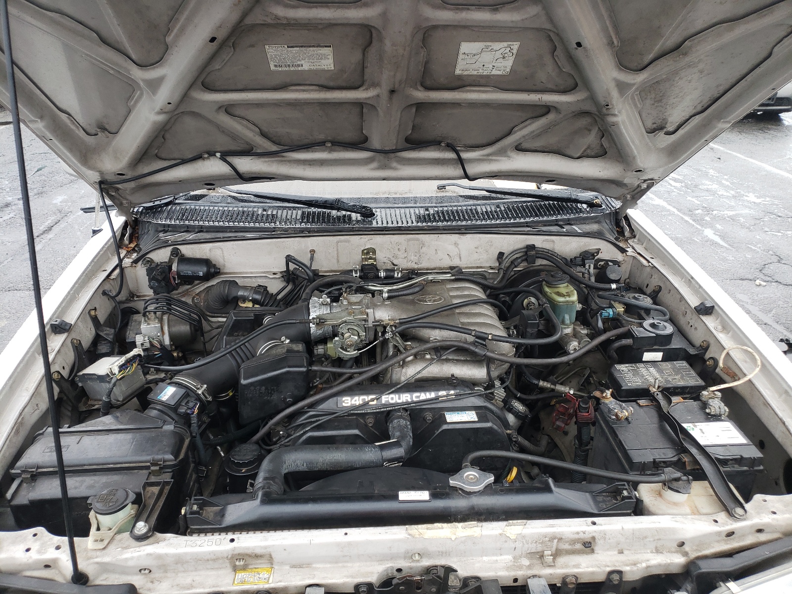 Photo 7 from auction – 1998 TOYOTA 4RUNNER SR with VIN JT3GN86R9W0085759
