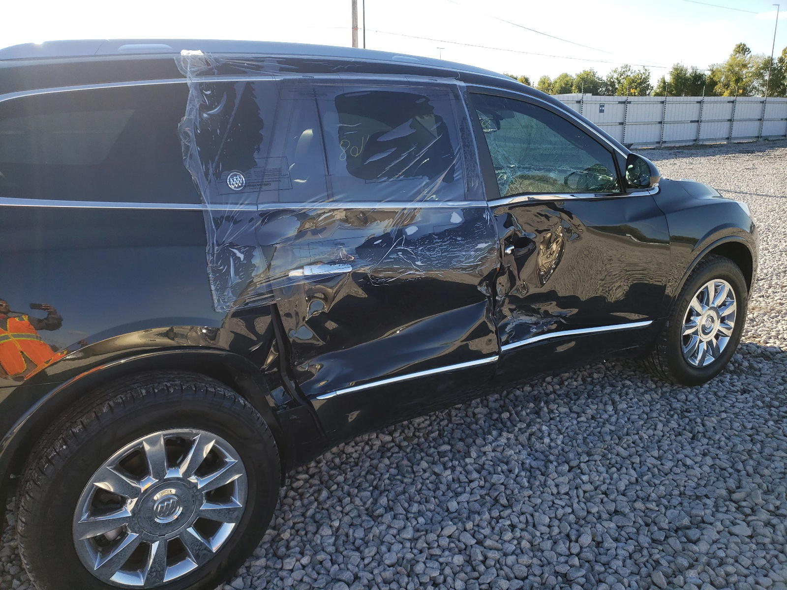 Photo 9 from auction – 2013 BUICK ENCLAVE with VIN 5GAKRCKD4DJ164479