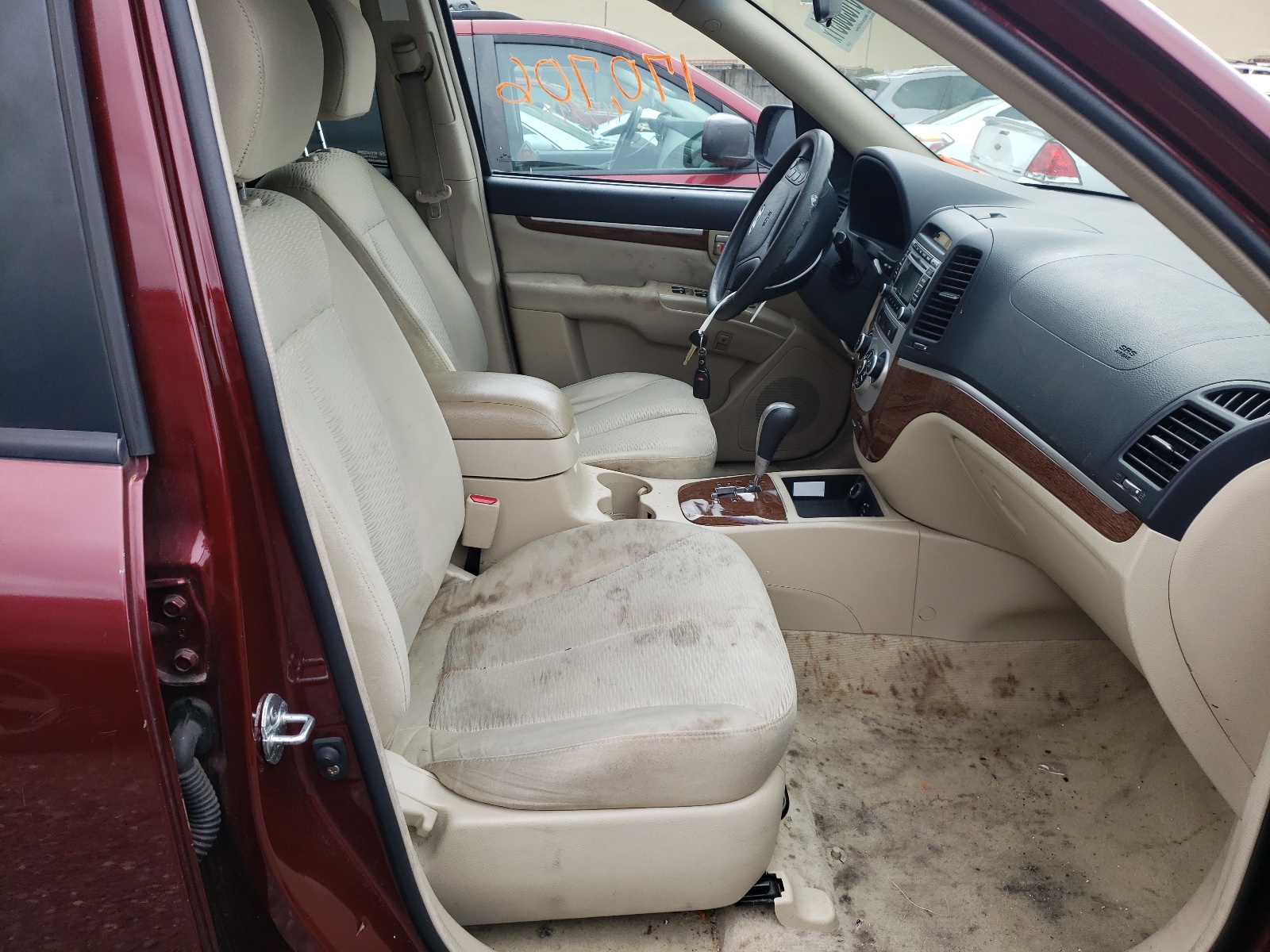 Photo 5 from auction – 2009 HYUNDAI SANTA FE G with VIN 5NMSG13D39H269437