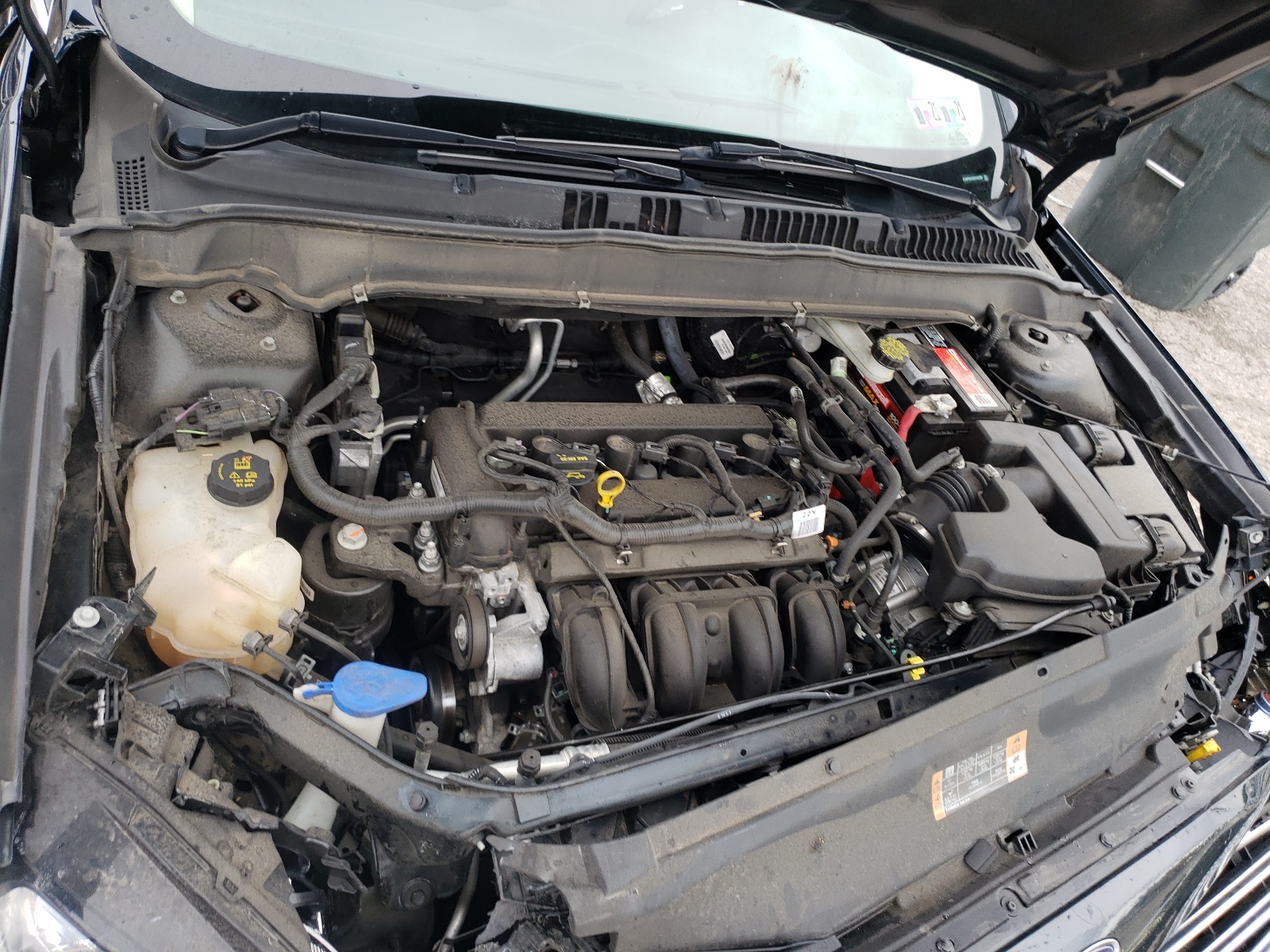 Photo 7 from auction – 2014 FORD FUSION SE with VIN 3FA6P0H79ER168384