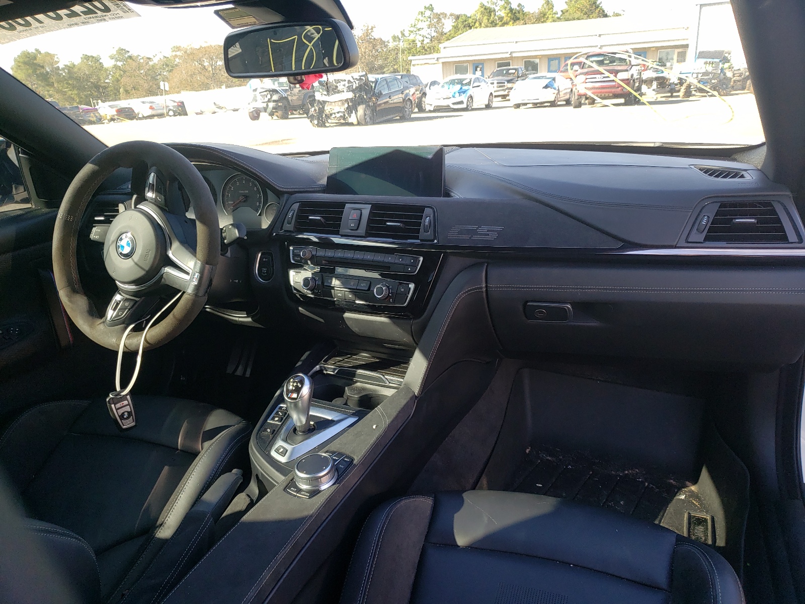 Photo 9 from auction – 2020 BMW M4 CS with VIN WBS3S7C0XLAH85049