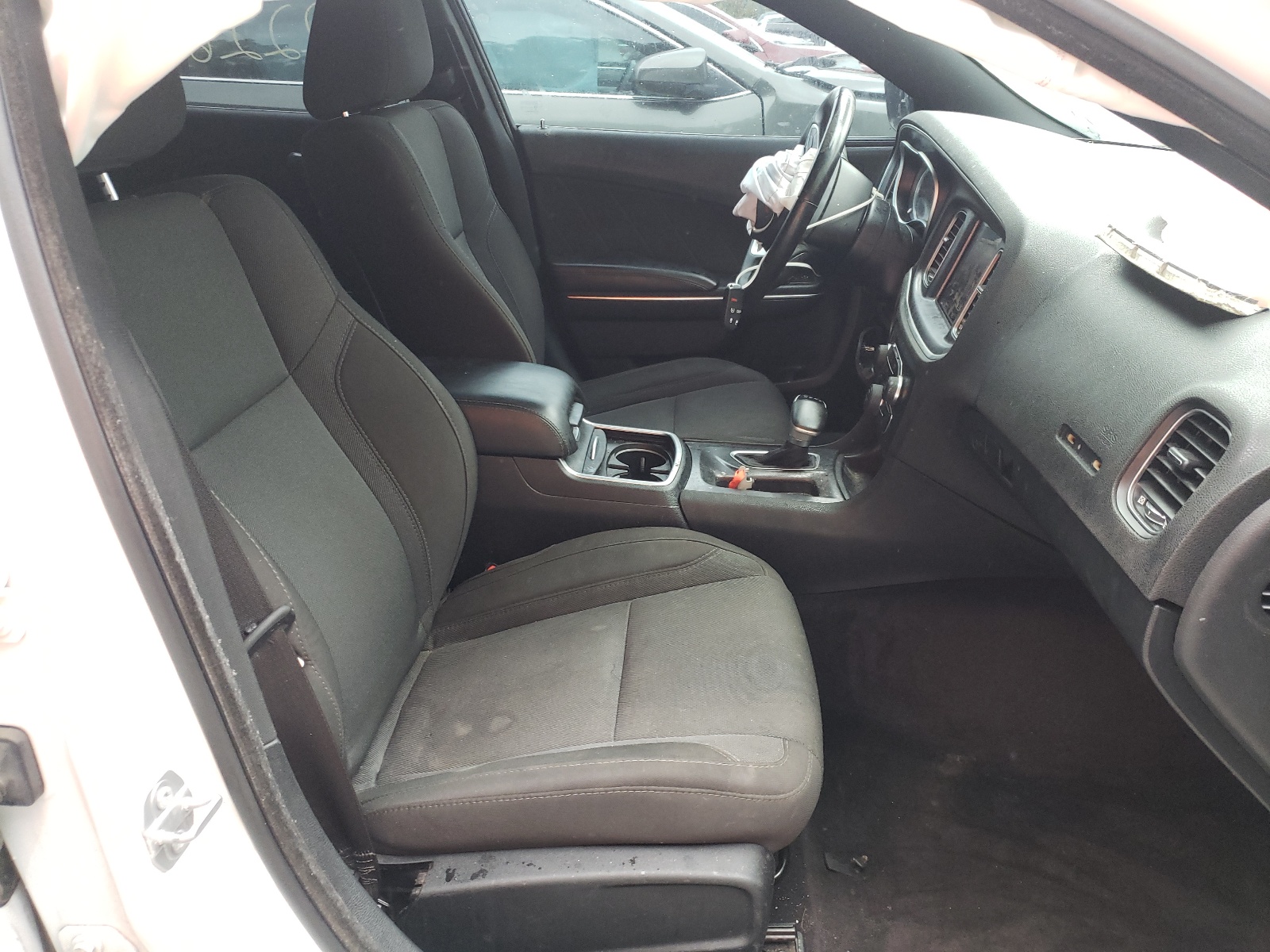Photo 5 from auction – 2017 DODGE CHARGER SX with VIN 2C3CDXHG8HH562252