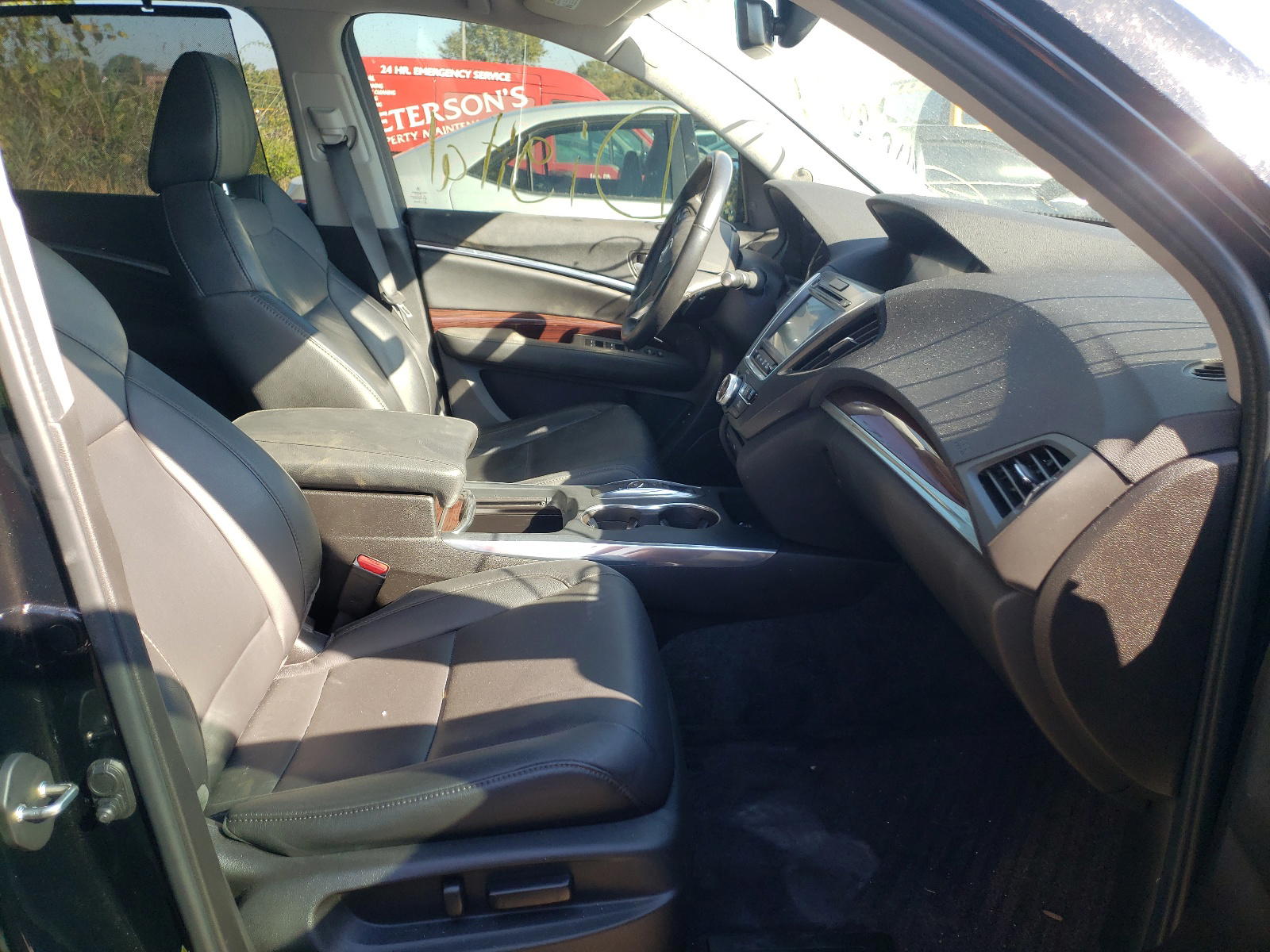Photo 5 from auction – 2016 ACURA MDX TECHNO with VIN 5FRYD4H69GB052874