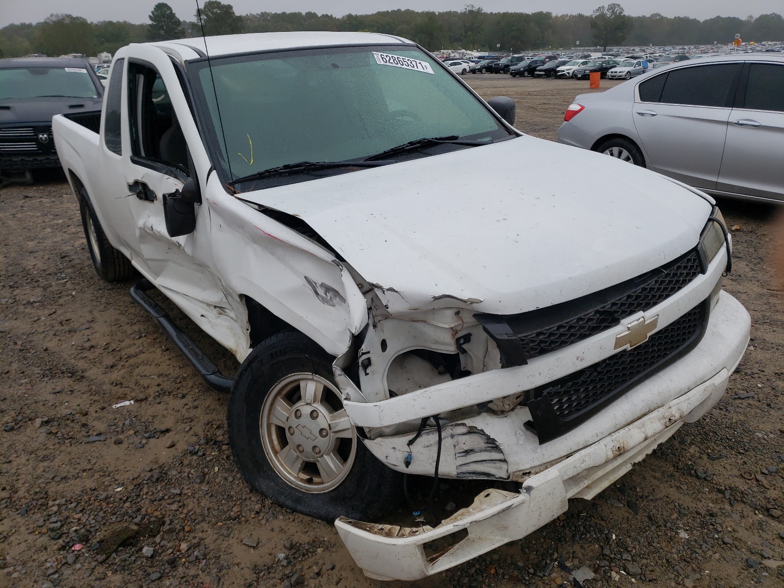 CHEVROLET COLORADO 2005 with VIN 1GCCS196258147319 - Photo from auction