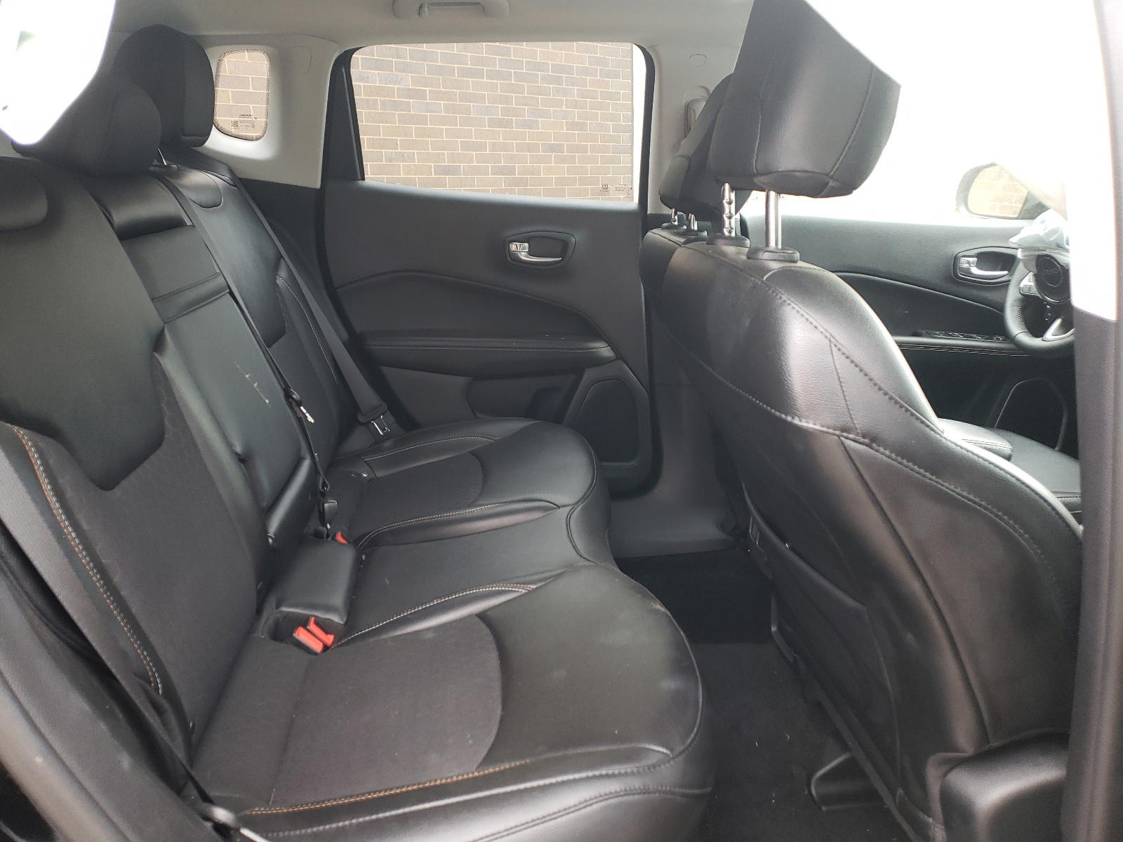 Photo 6 from auction – 2020 JEEP COMPASS LA with VIN 3C4NJDBB3LT115935