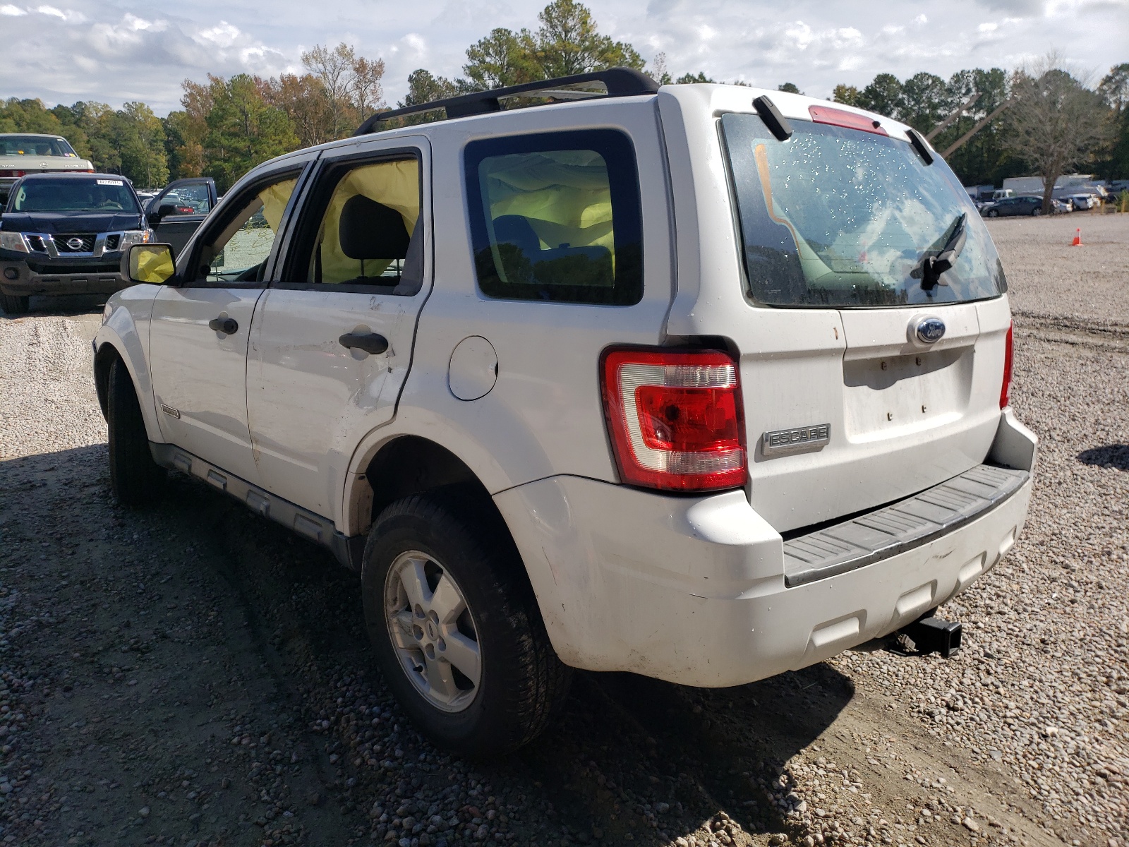 Photo 3 from auction – 2008 FORD ESCAPE XLS with VIN 1FMCU02Z78KB01013