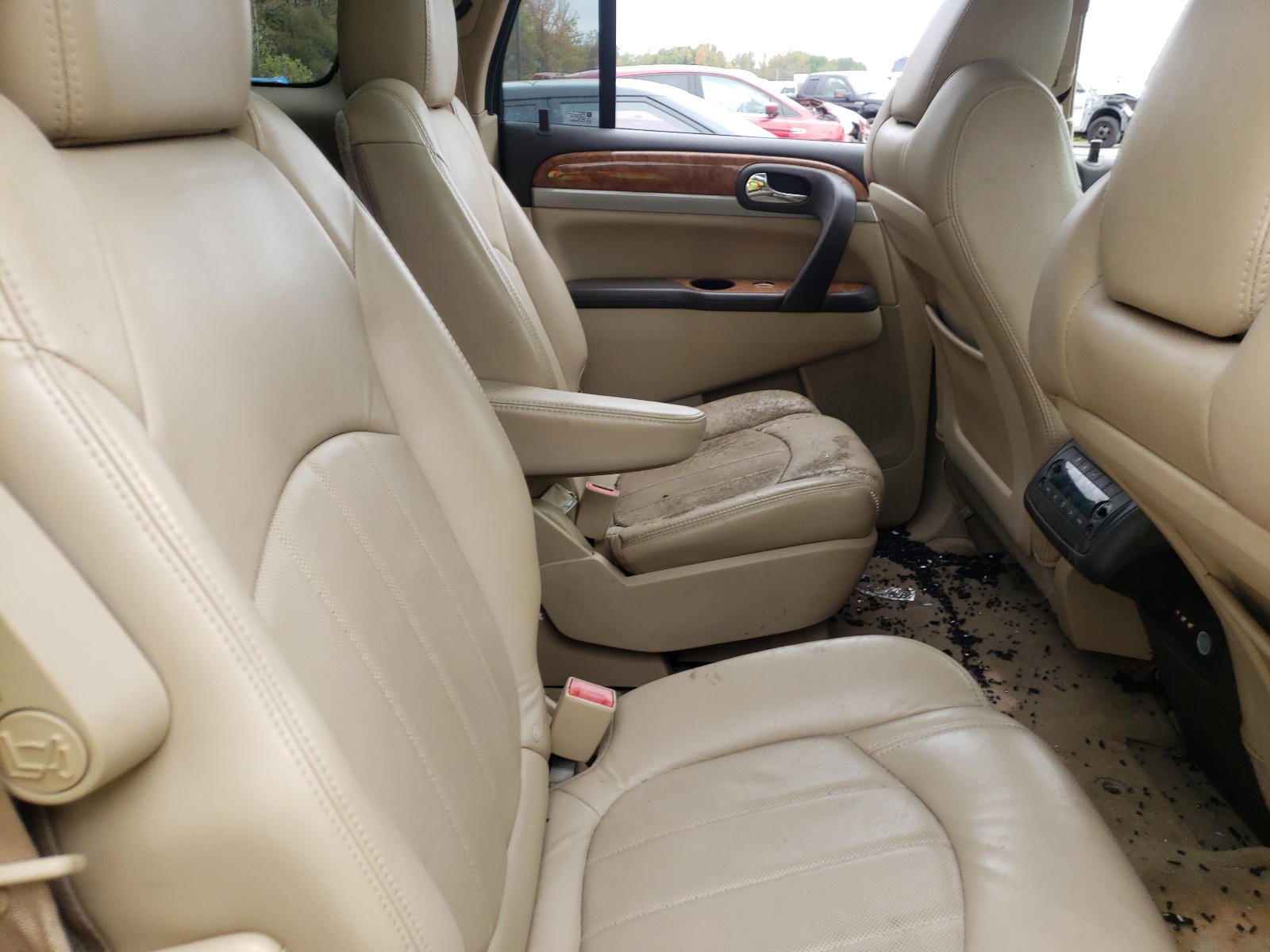 Photo 6 from auction – 2012 BUICK ENCLAVE with VIN 5GAKRDED0CJ225813