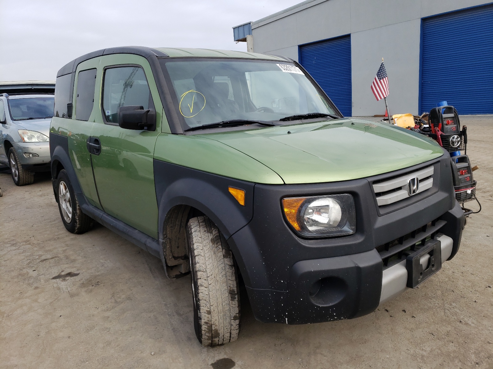 Photo 1 from auction – 2007 HONDA ELEMENT LX with VIN 5J6YH183X7L014846