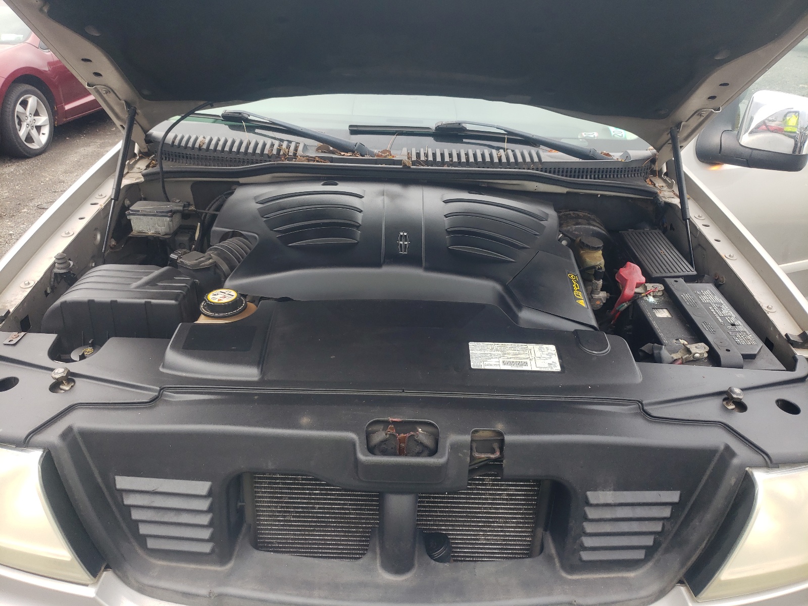 Photo 7 from auction – 2003 LINCOLN AVIATOR with VIN 5LMEU78H33ZJ28657