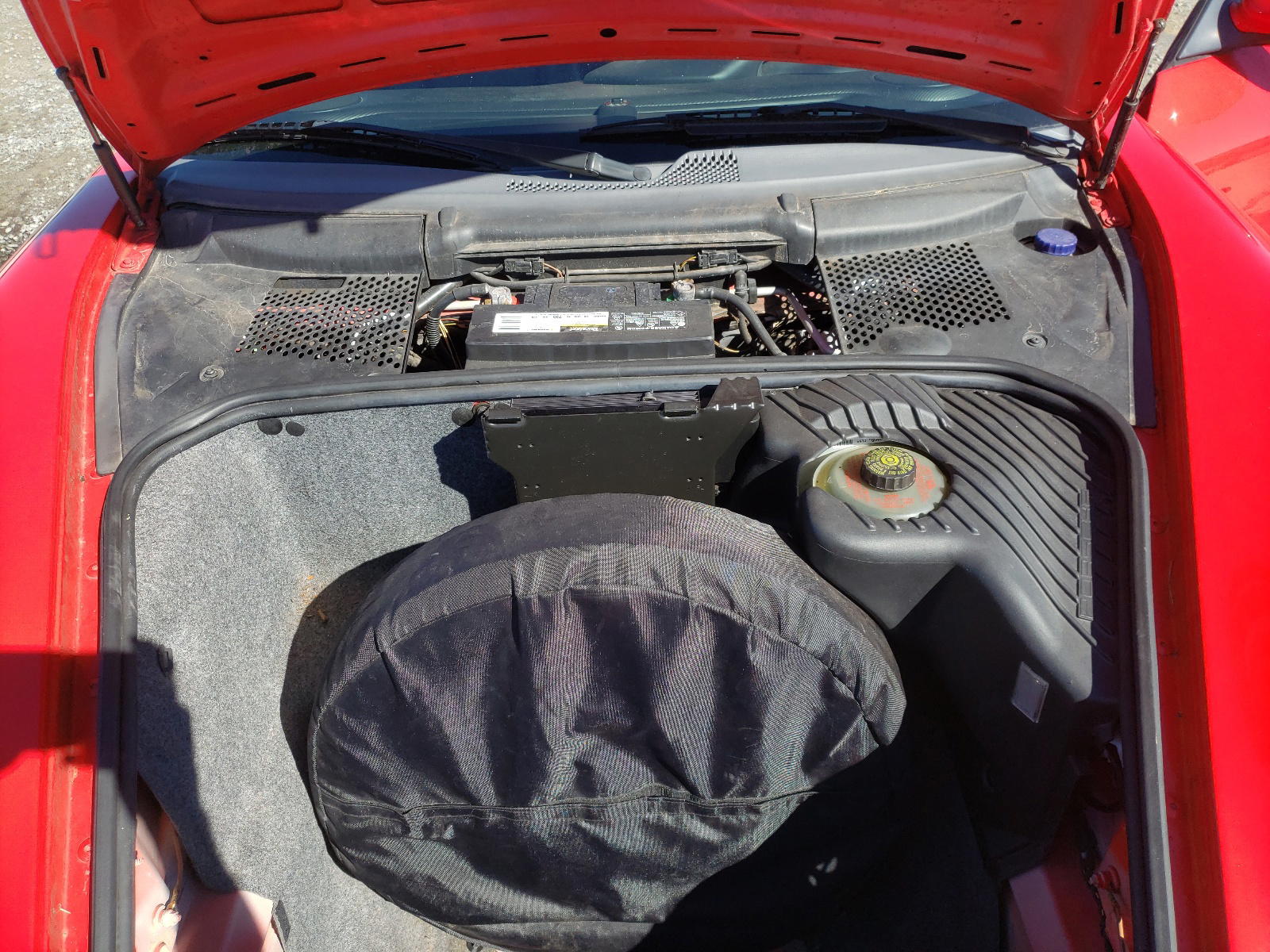 Photo 7 from auction – 2000 PORSCHE BOXSTER S with VIN WP0CB2982YU660380