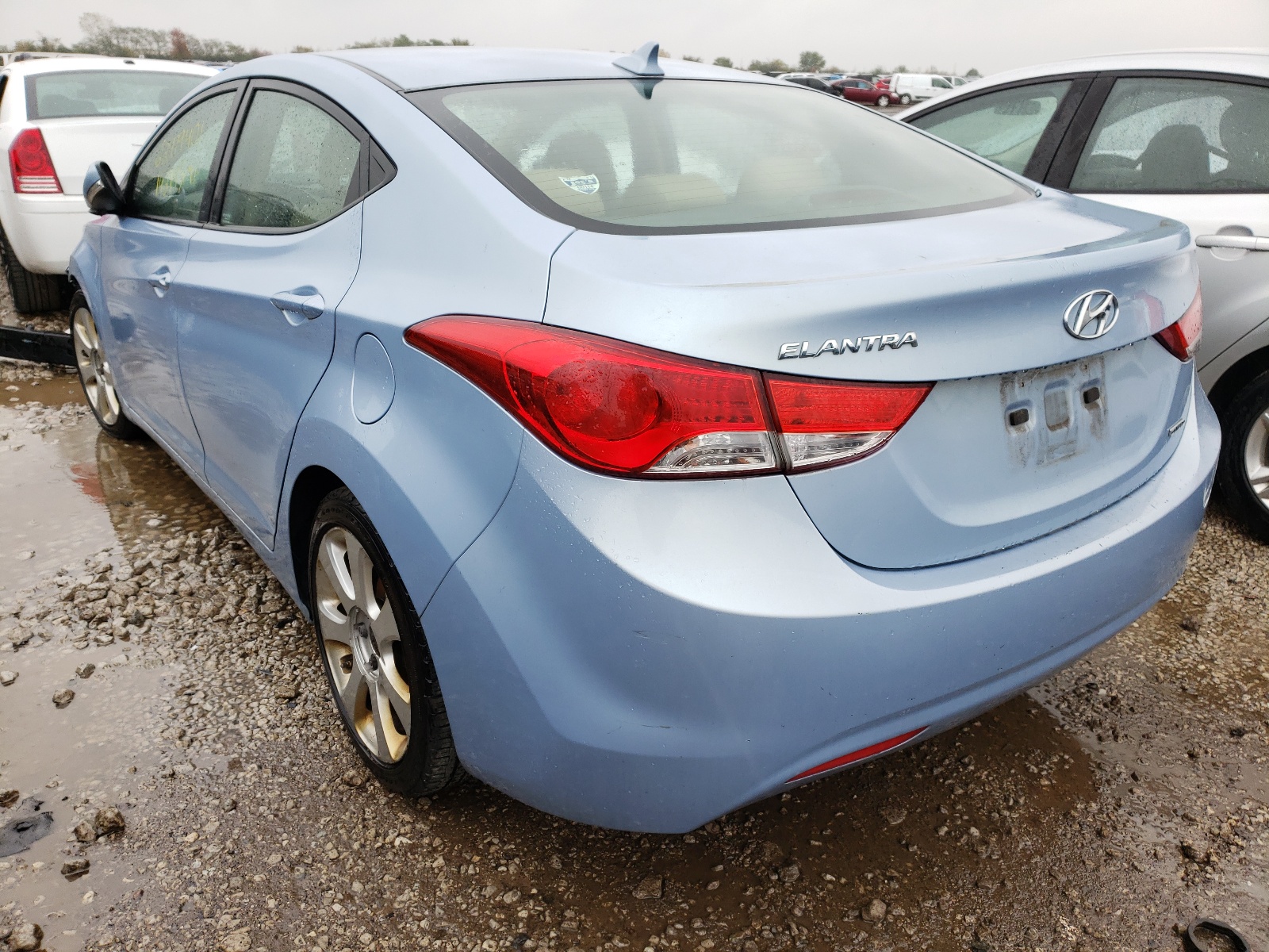 Photo 3 from auction – 2011 HYUNDAI ELANTRA GL with VIN KMHDH4AE3BU120975