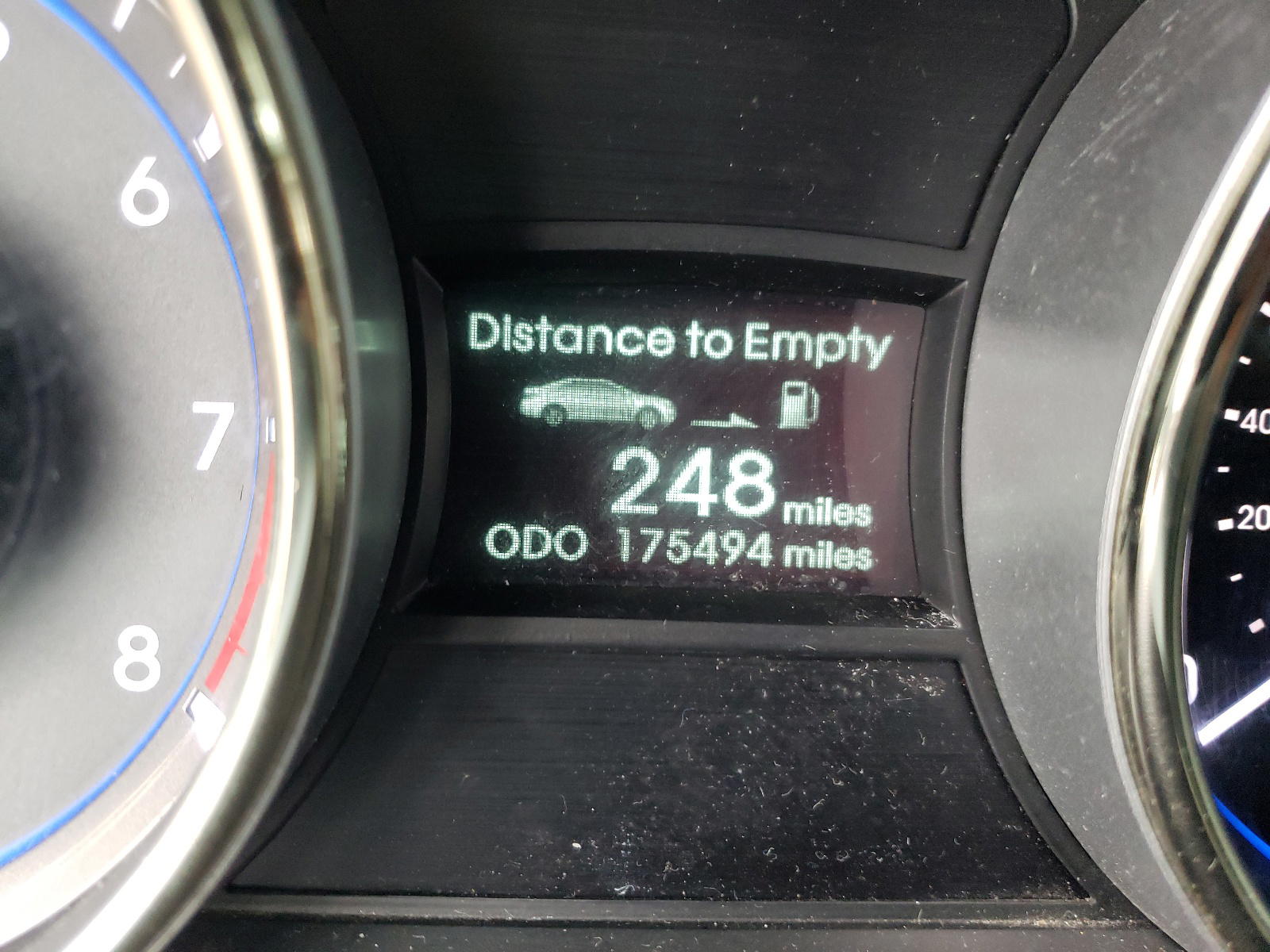 Photo 8 from auction – 2013 HYUNDAI SONATA SE with VIN 5NPEC4AC0DH535447