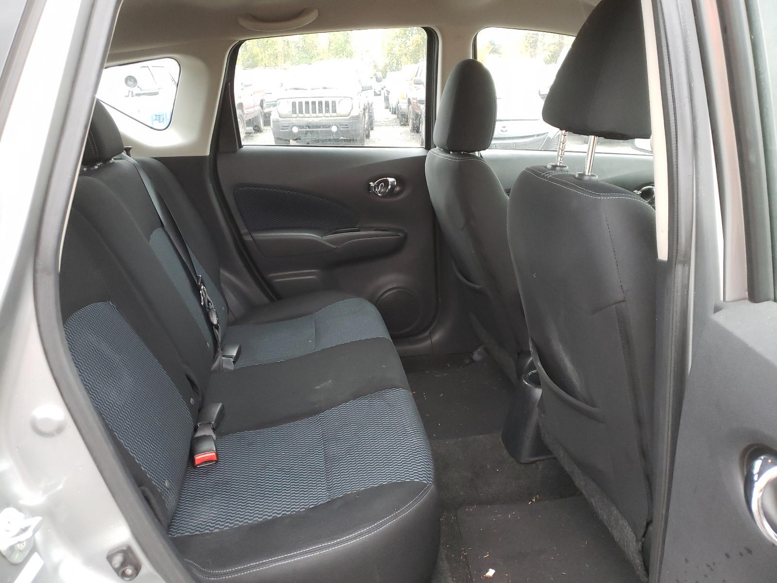 Photo 6 from auction – 2014 NISSAN VERSA NOTE with VIN 3N1CE2CP5EL394739