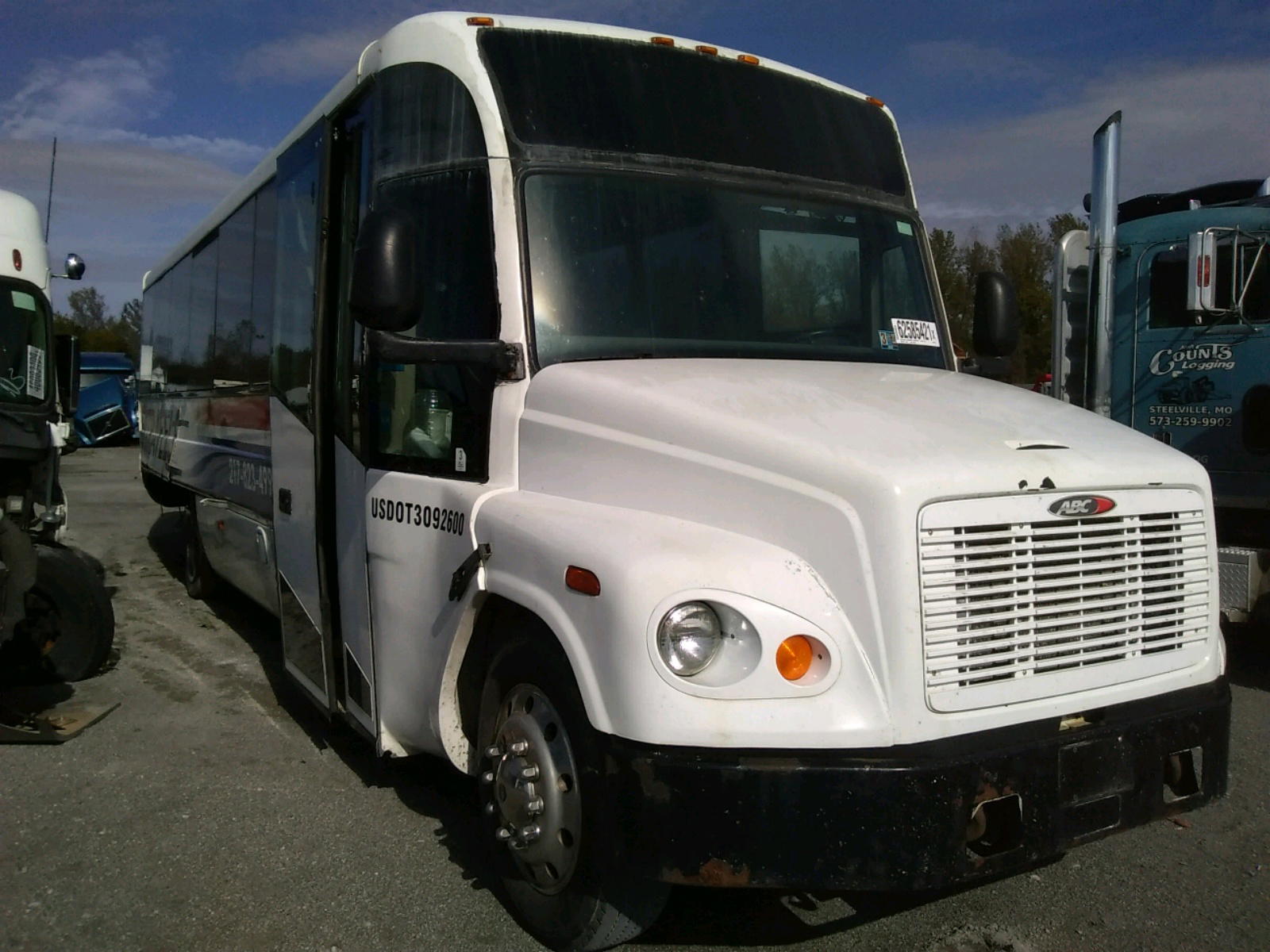 FREIGHTLINER CHASSIS FB 2005 with VIN 4UZAAZCT45CU11754 - Photo from auction