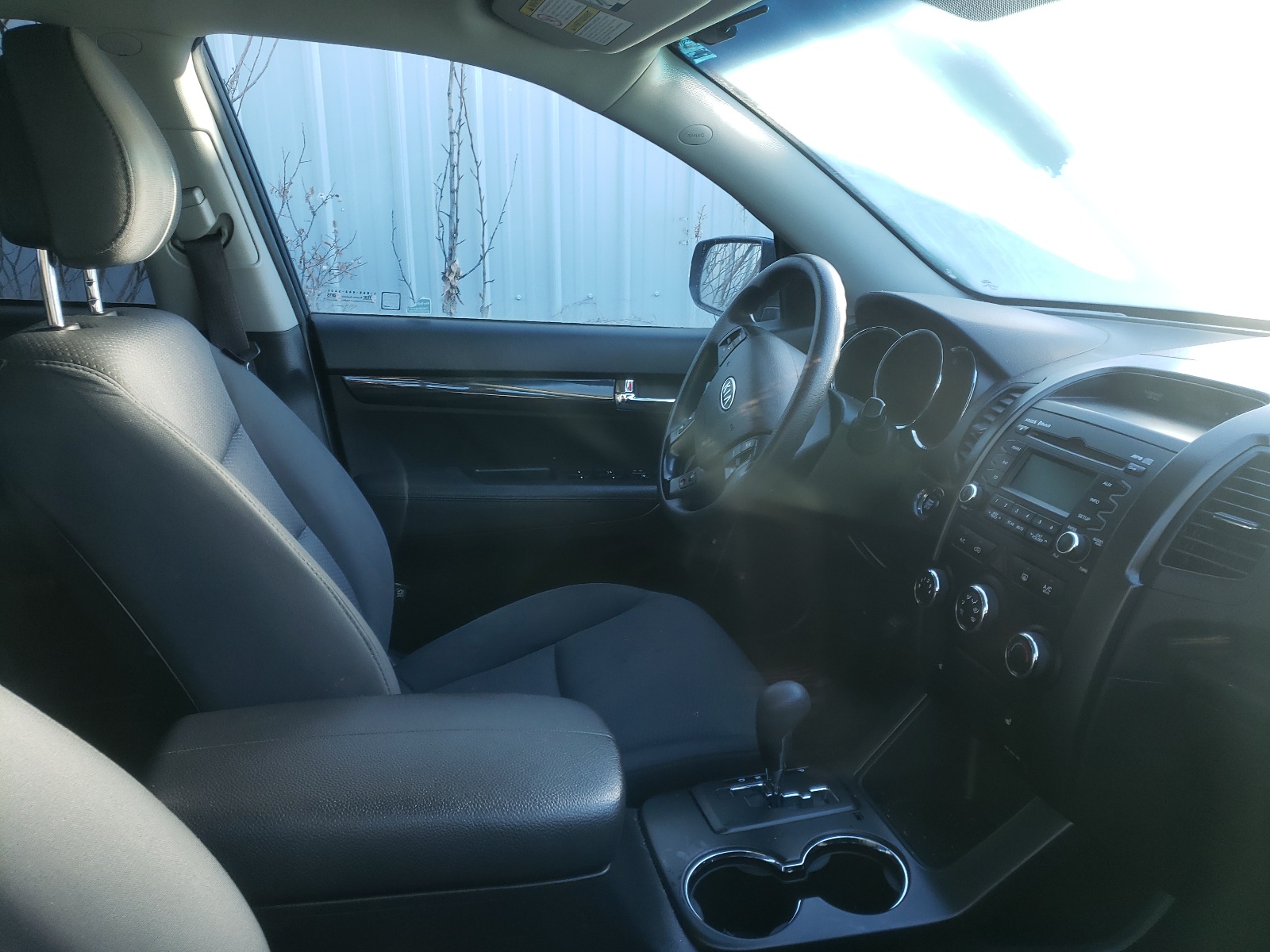 Photo 5 from auction – 2012 KIA SORENTO BA with VIN 5XYKTDA27CG221178