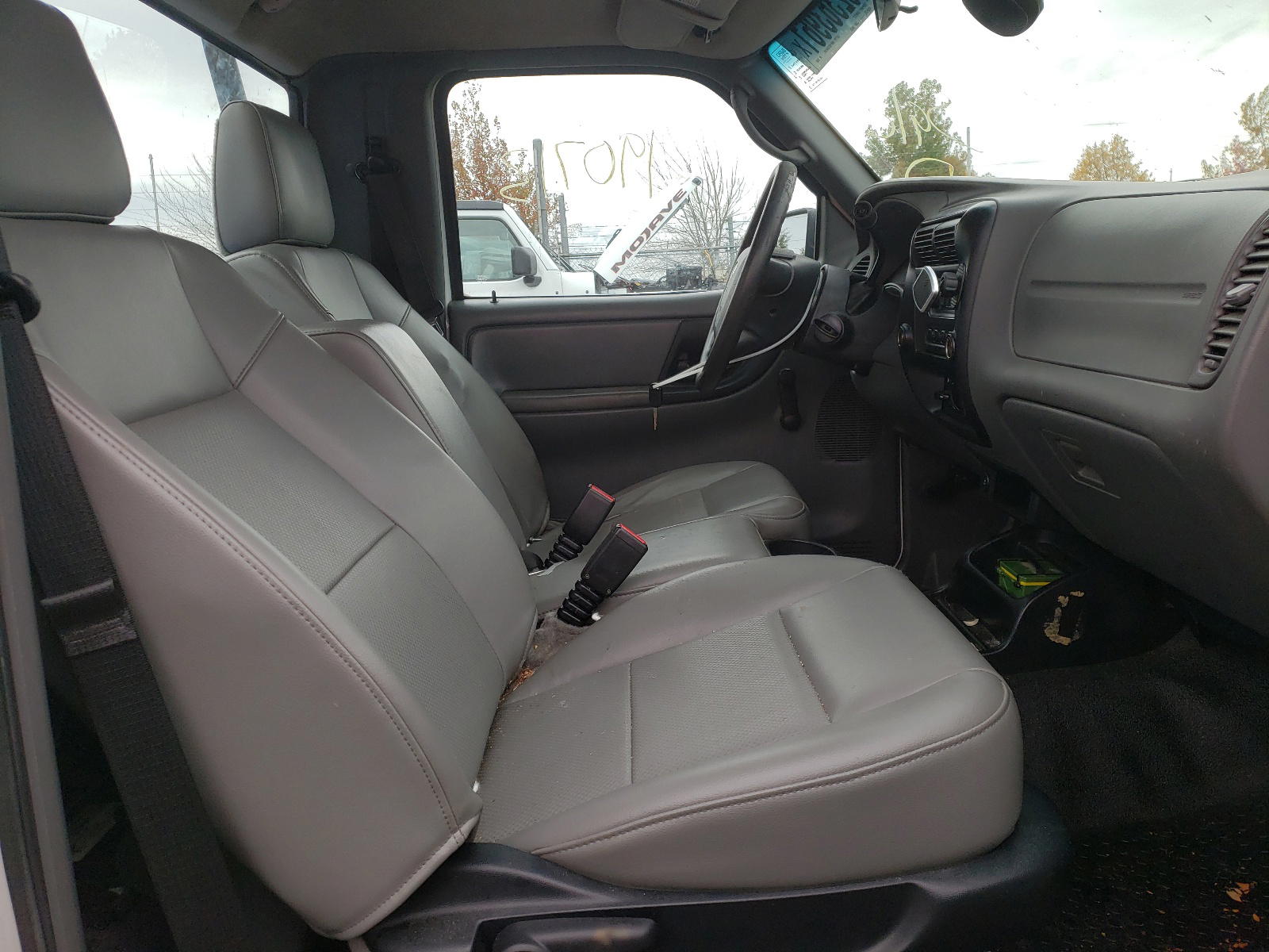 Photo 5 from auction – 2011 FORD RANGER with VIN 1FTKR1AD0BPA35802