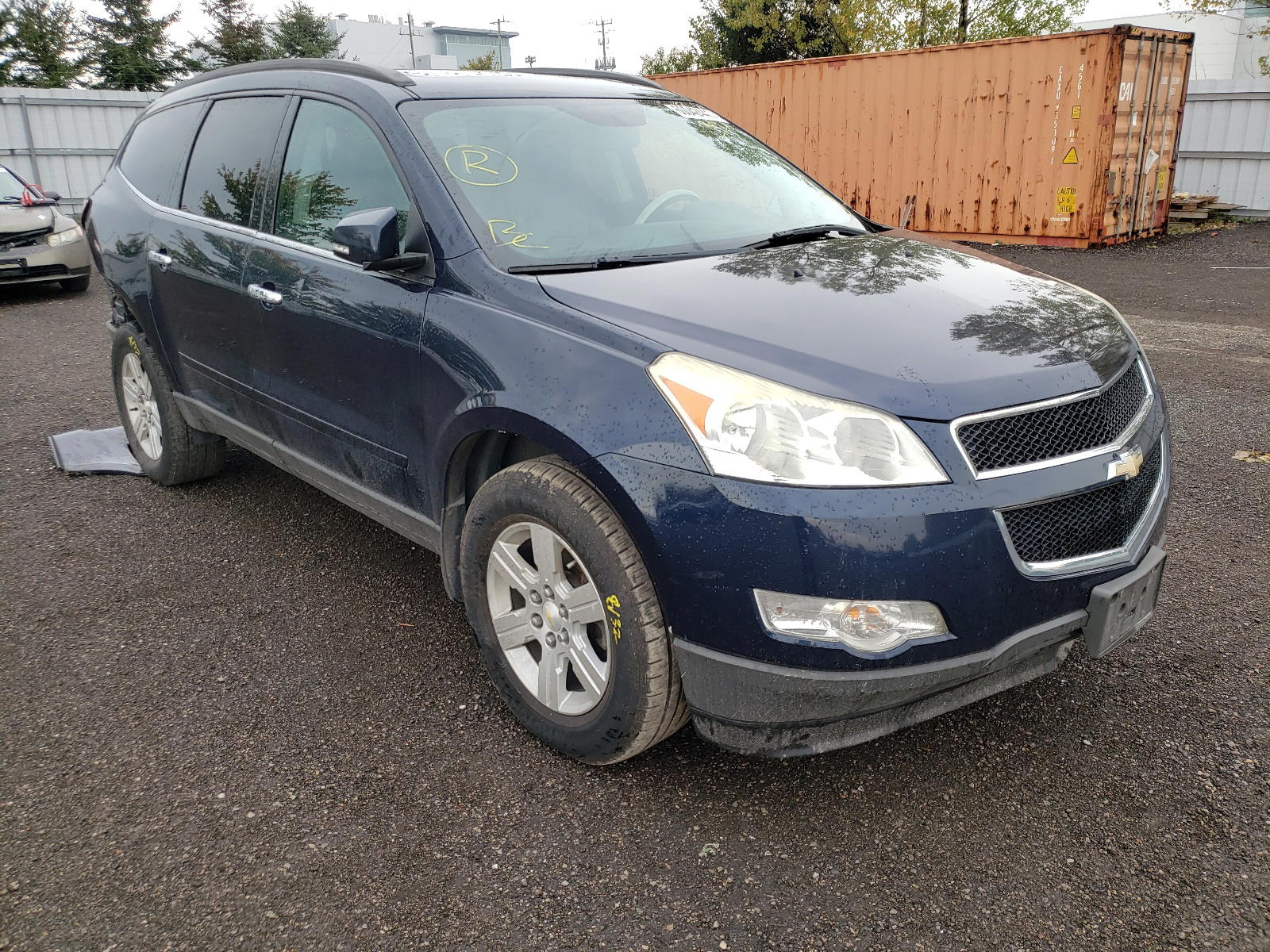 CHEVROLET TRAVERSE L 2011 with VIN 1GNKRJED1BJ232563 - Photo from auction