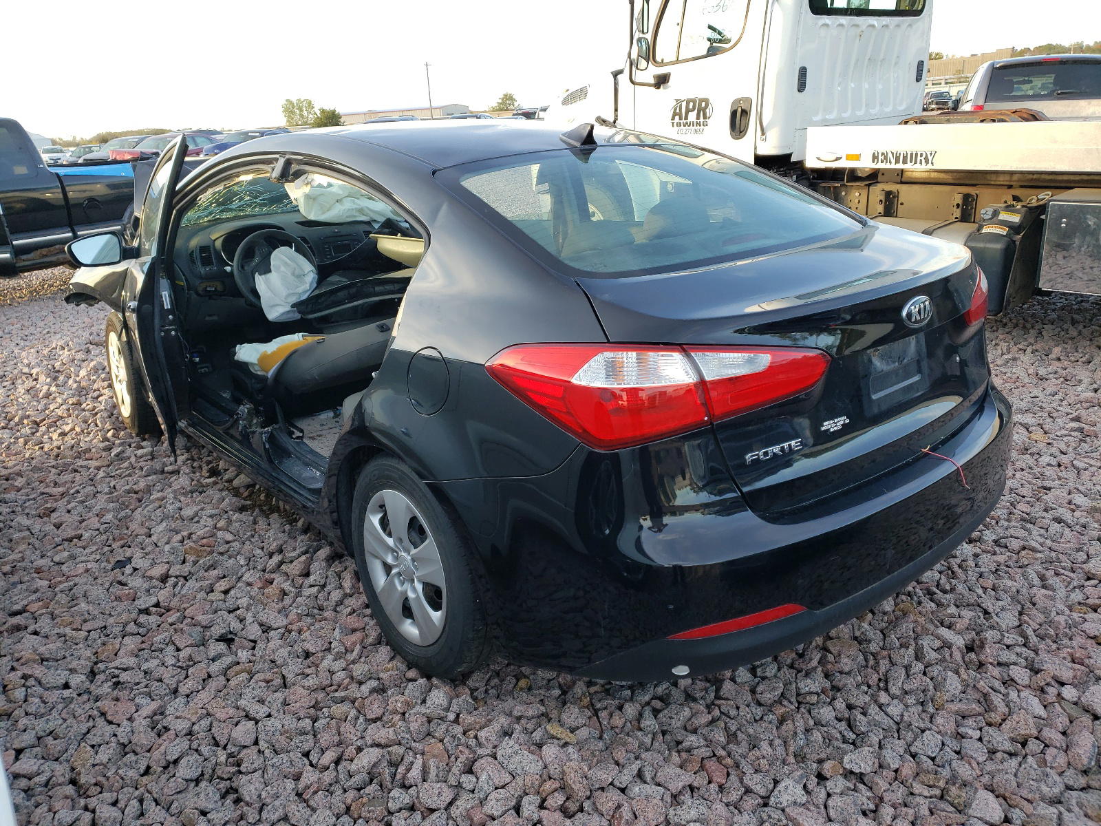 Photo 3 from auction – 2015 KIA FORTE LX with VIN KNAFK4A69F5380463