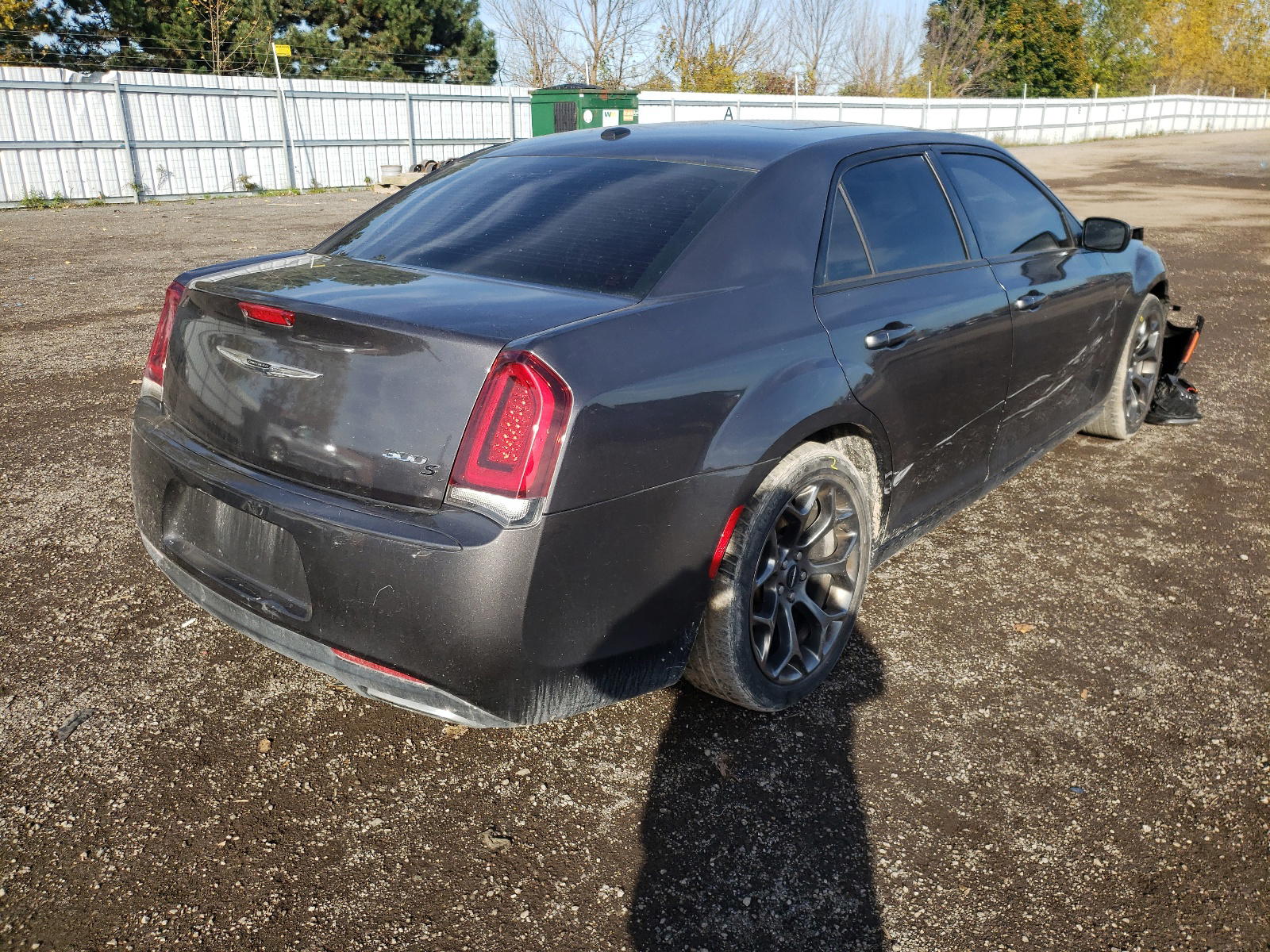 Photo 4 from auction – 2016 CHRYSLER 300 S with VIN 2C3CCABG5GH243088