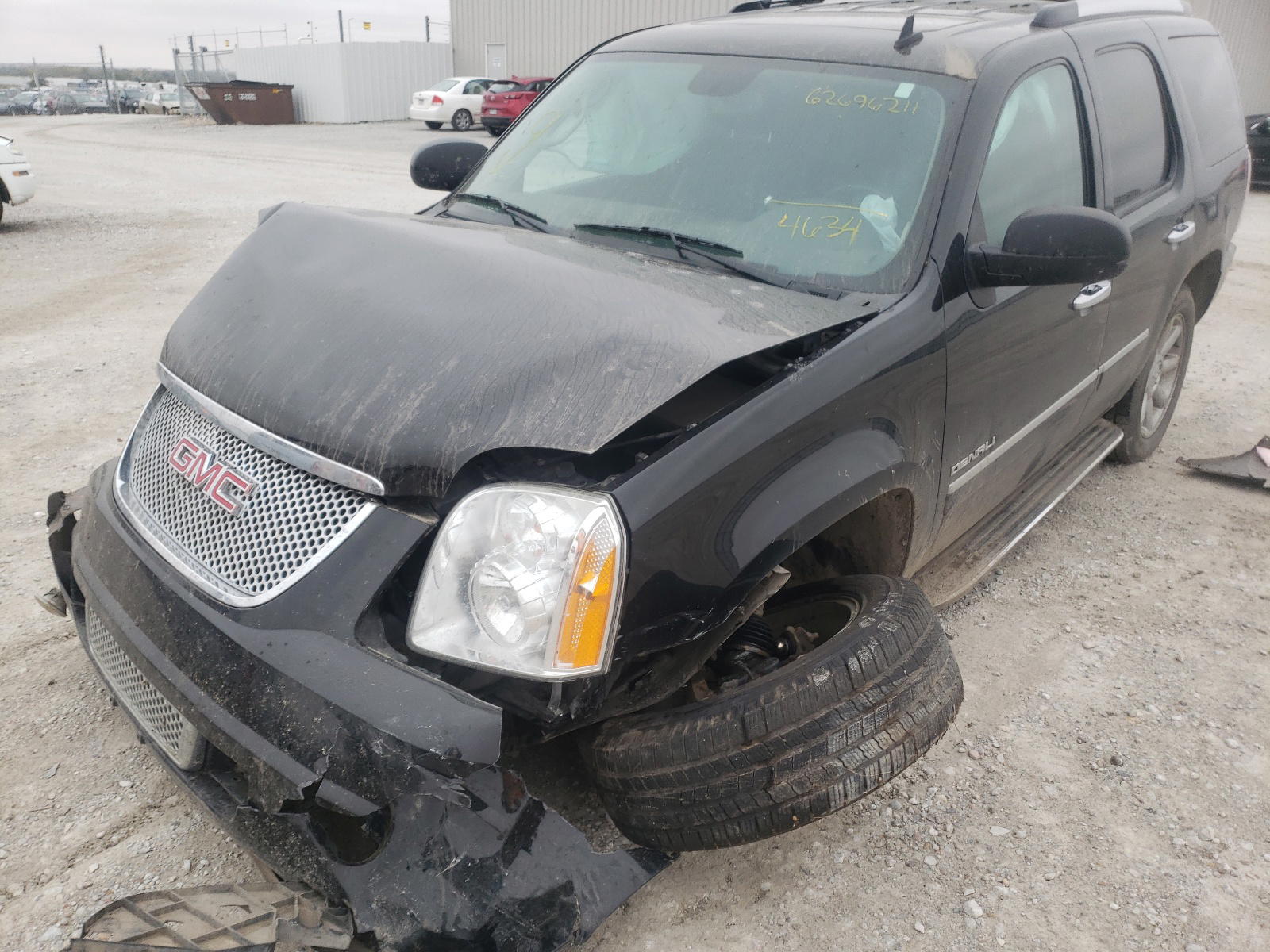 Photo 9 from auction – 2011 GMC YUKON DENA with VIN 1GKS2EEF2BR214634