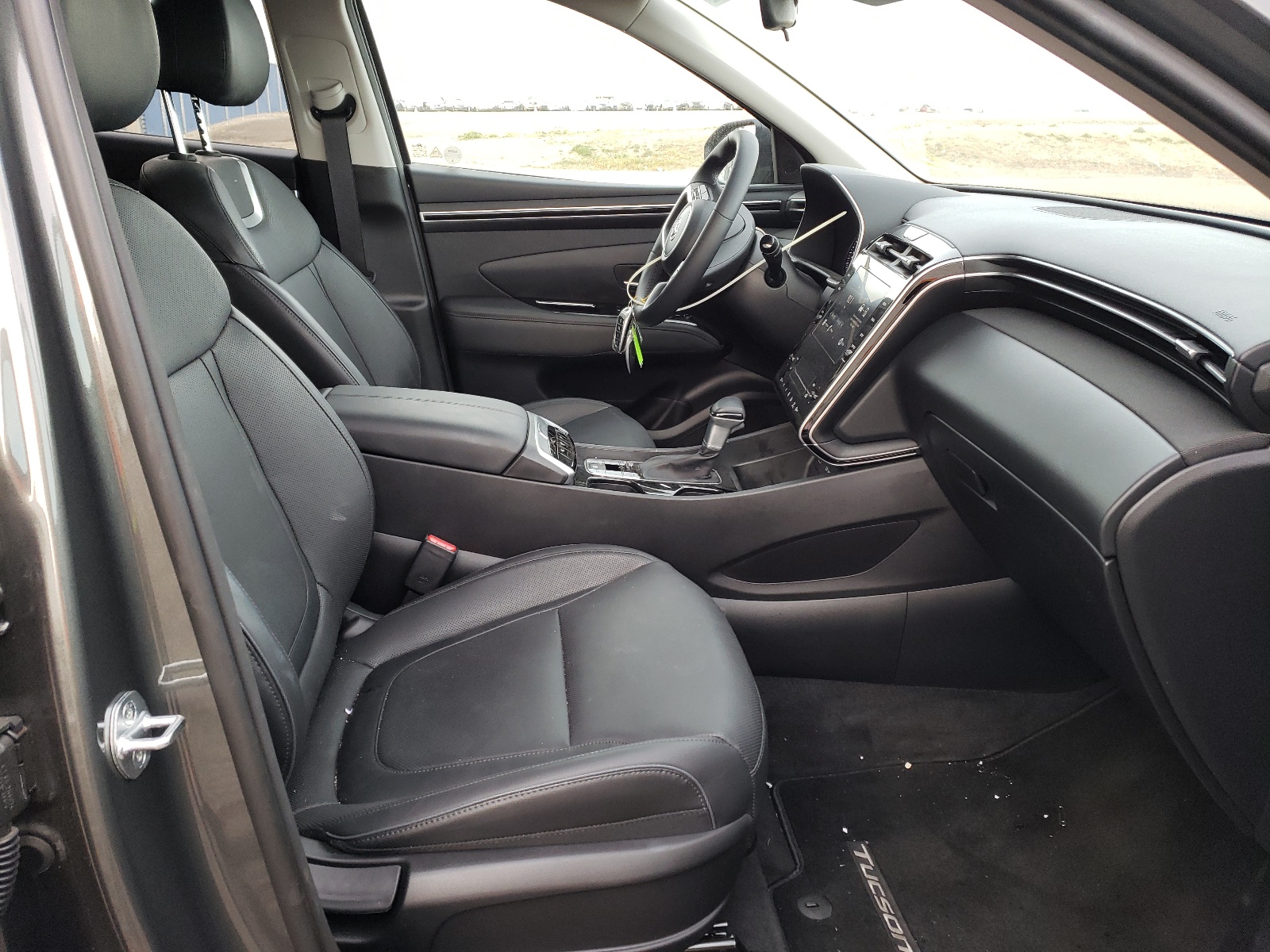 Photo 5 from auction – 2022 HYUNDAI TUCSON SEL with VIN KM8JCCAE9NU049202