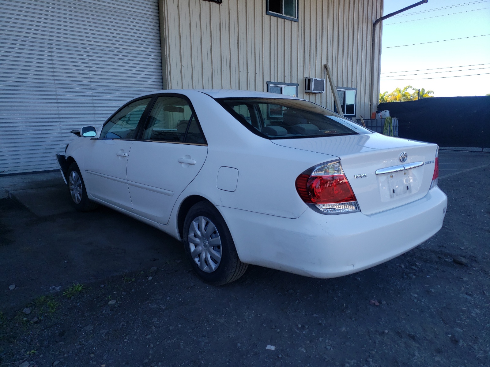 Photo 3 from auction – 2006 TOYOTA CAMRY LE with VIN JTDBE32K663059314