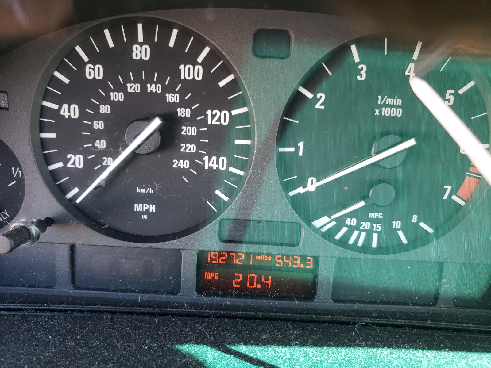 Photo 8 from auction – 1999 BMW 528 I AUTO with VIN WBADM6330XBY30679