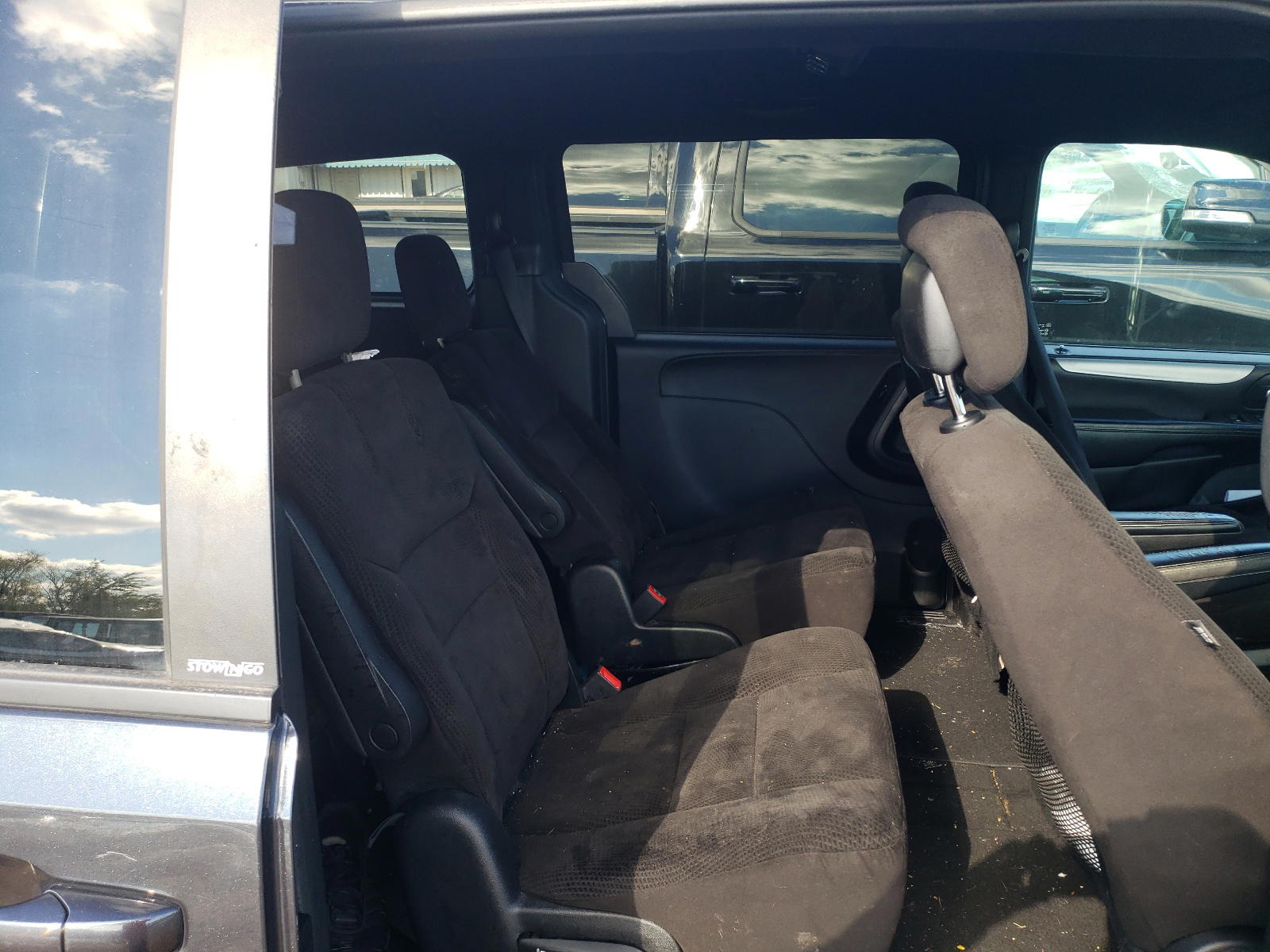 Photo 6 from auction – 2014 DODGE GRAND CARA with VIN 2C4RDGBG3ER201841