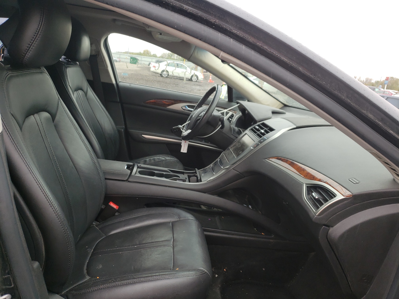 Photo 5 from auction – 2014 LINCOLN MKZ HYBRID with VIN 3LN6L2LU6ER815415