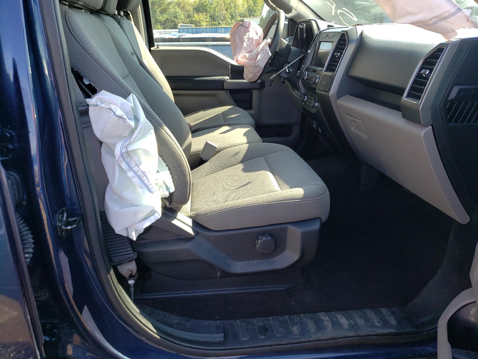 Photo 5 from auction – 2020 FORD F150 SUPER with VIN 1FTEW1EP8LFB21263