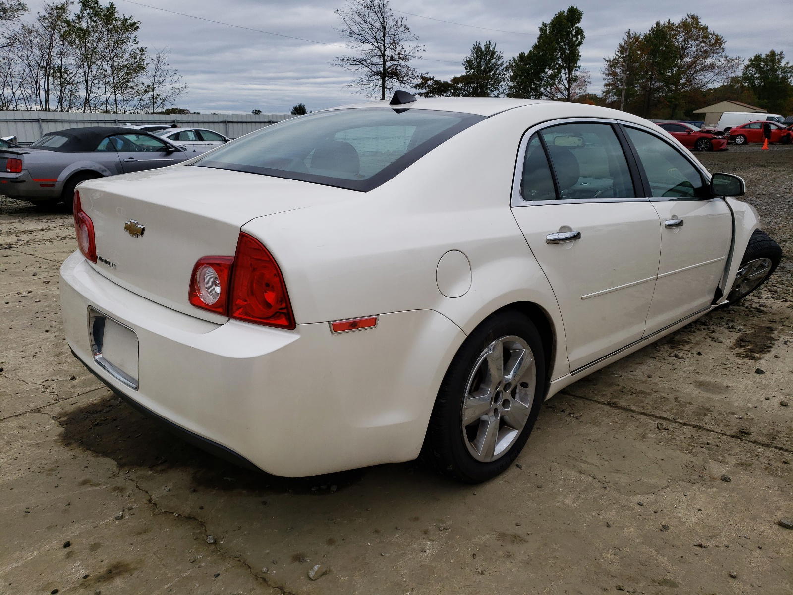 Photo 4 from auction – 2012 CHEVROLET MALIBU 2LT with VIN 1G1ZD5E05CF341406