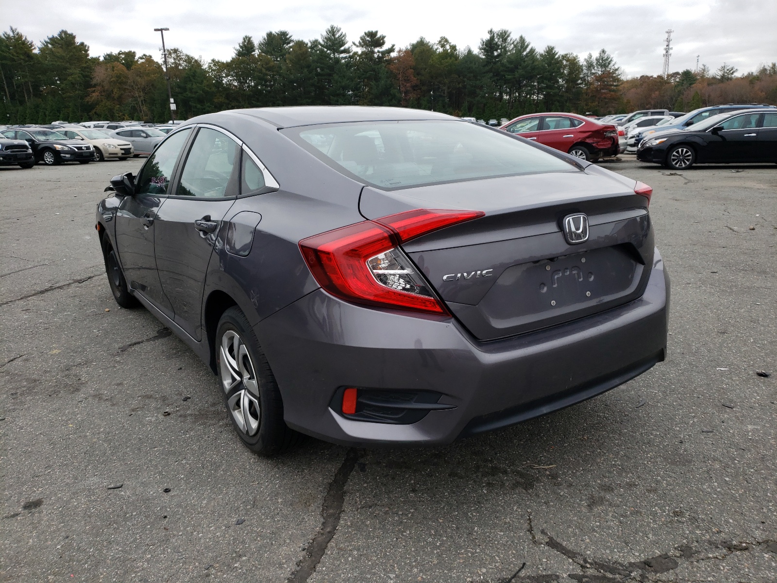 Photo 3 from auction – 2016 HONDA CIVIC LX with VIN 19XFC2F55GE205718