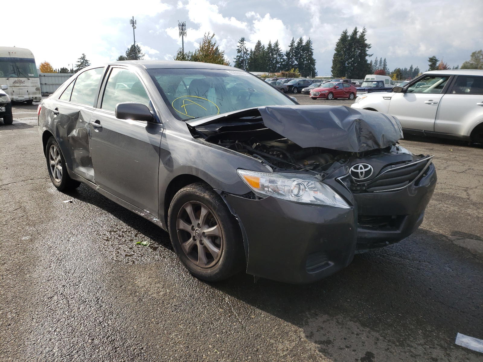 TOYOTA CAMRY BASE 2011 with VIN 4T1BF3EK1BU136034 - Photo from auction