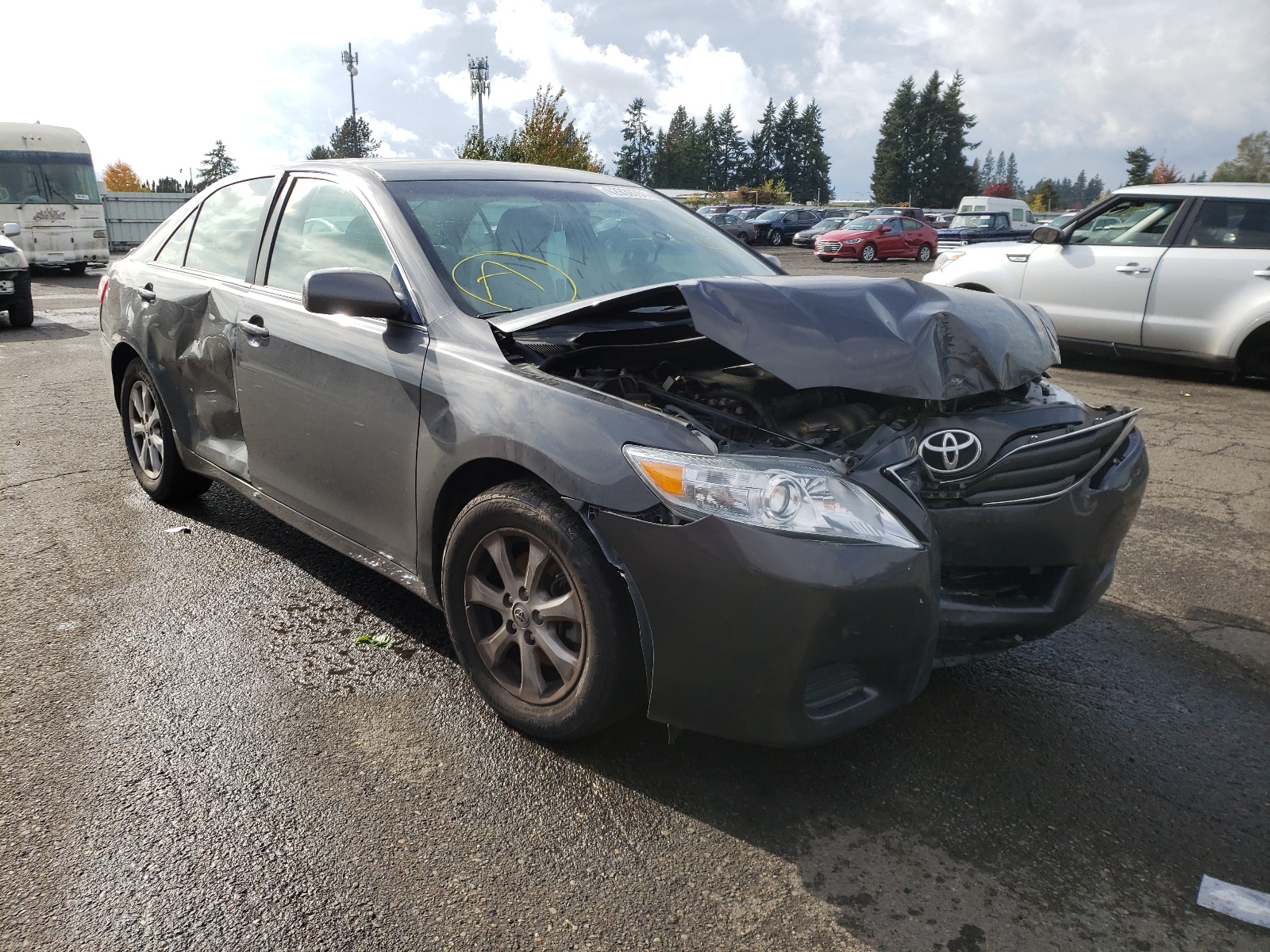 TOYOTA CAMRY BASE 2011 z numerem VIN 4T1BF3EK1BU136034 - Zdjęcie z aukcji